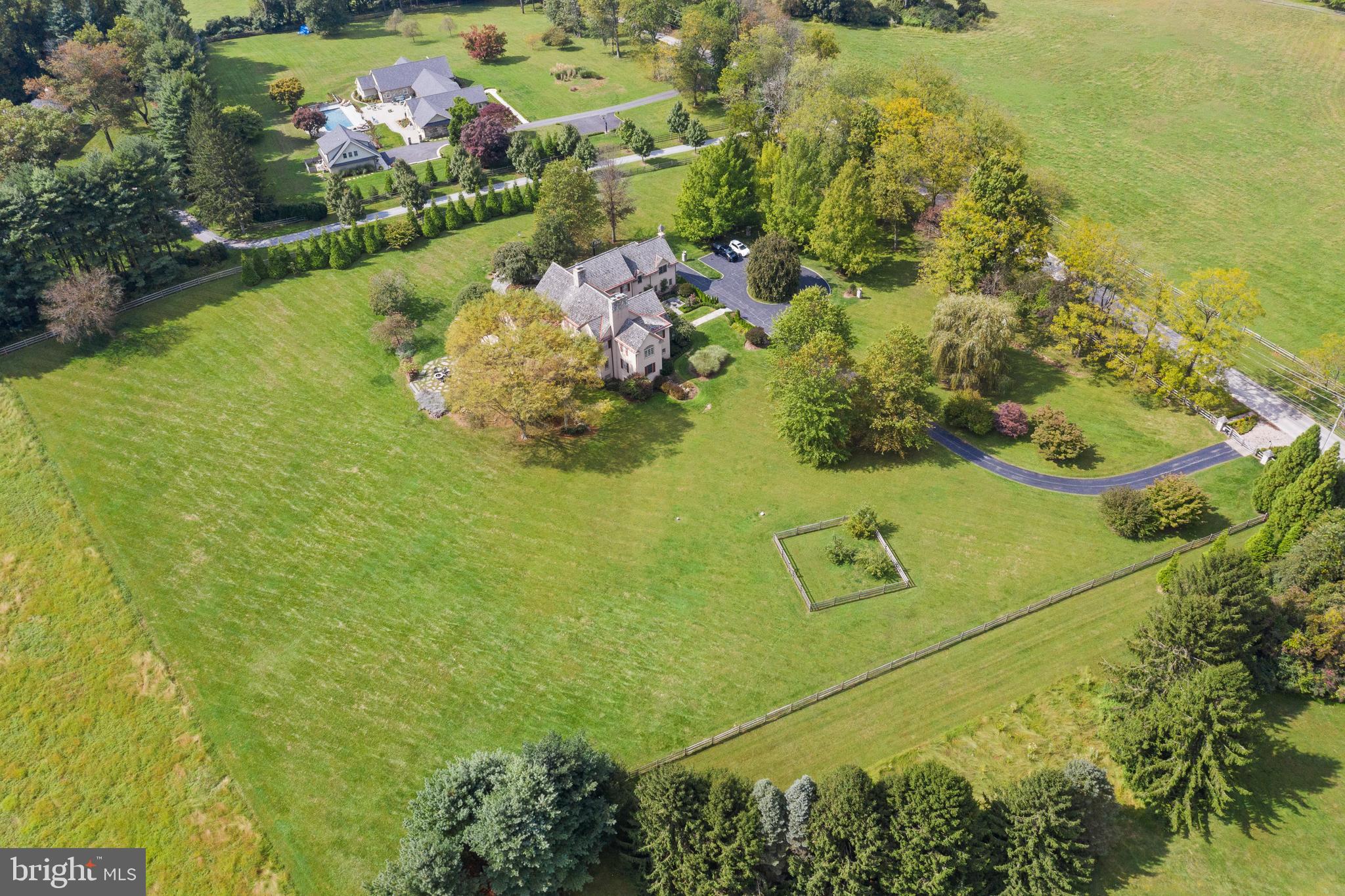 RADNOR HUNT - Residential