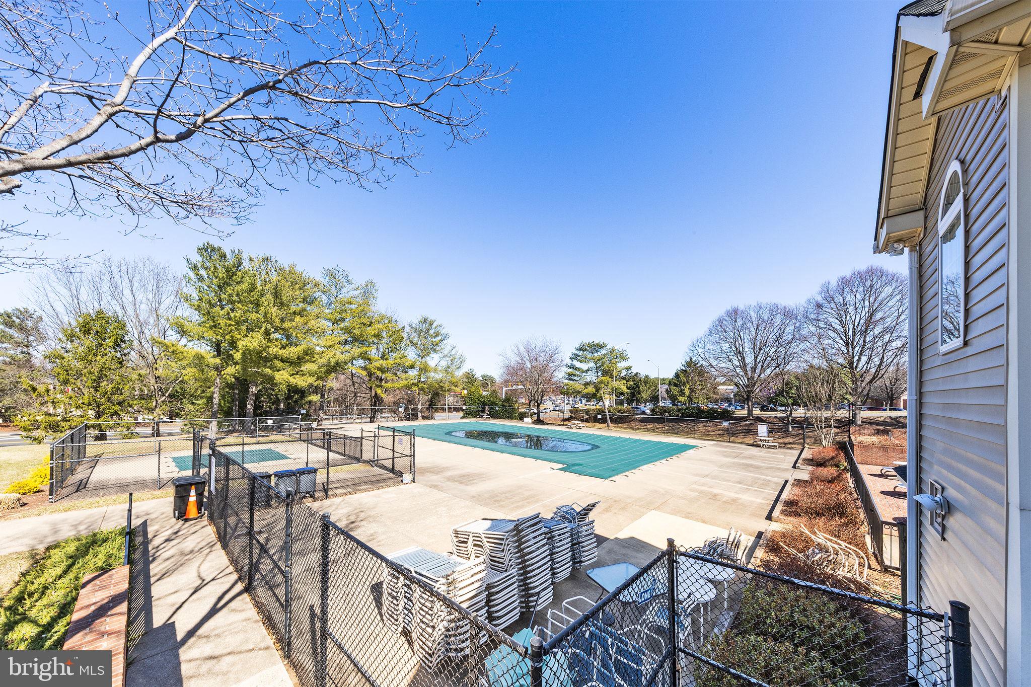 CENTRE RIDGE - Residential