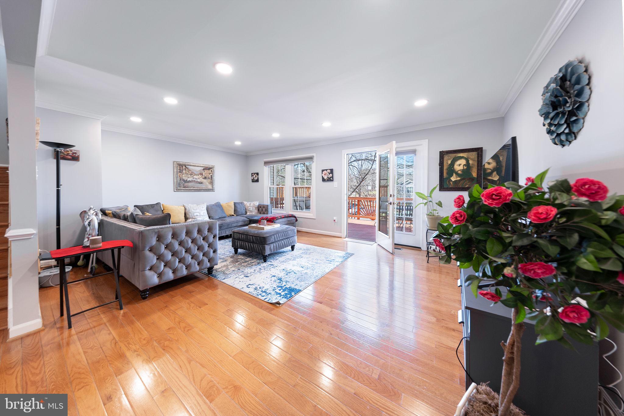 CENTRE RIDGE - Residential