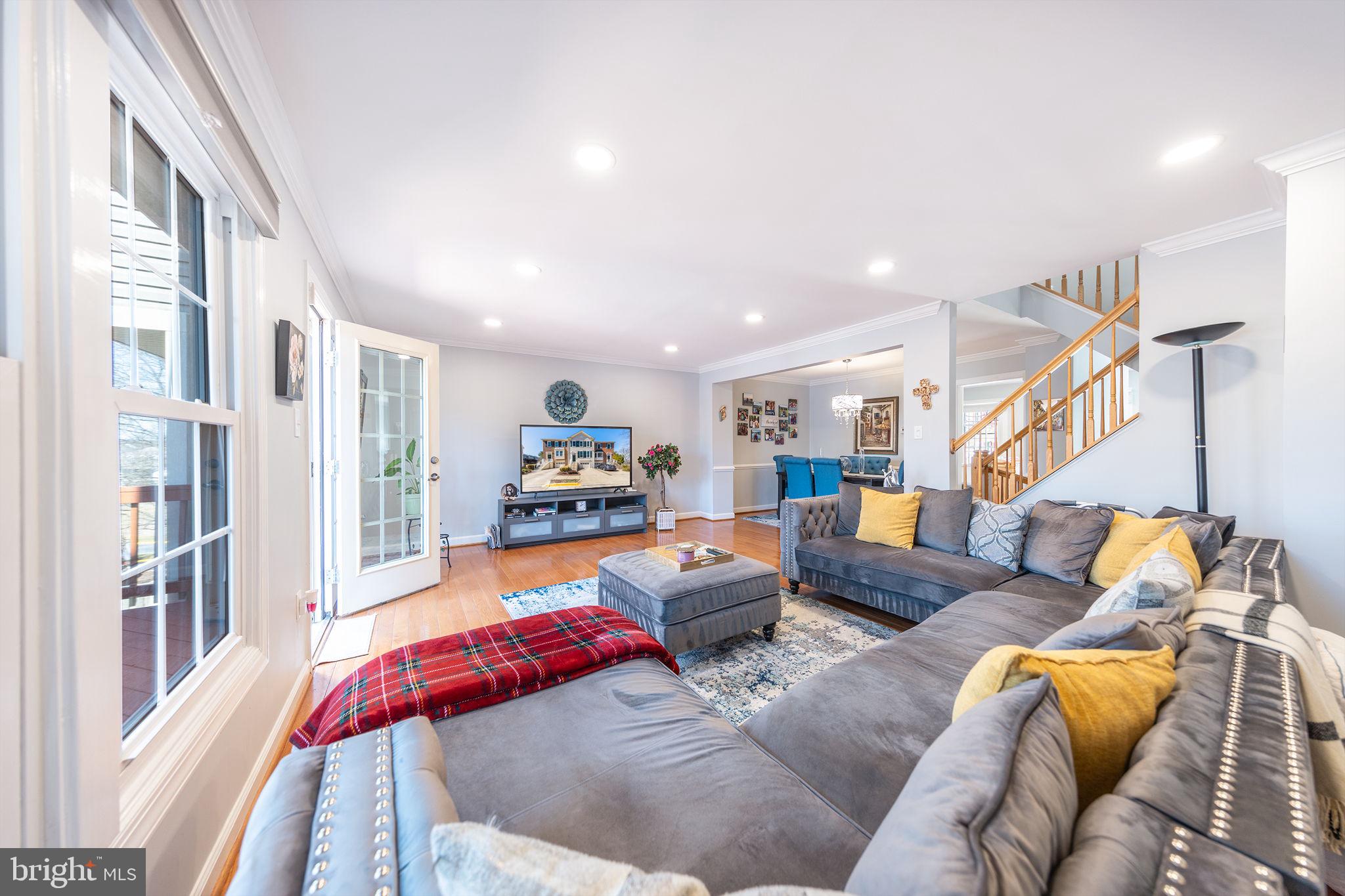 CENTRE RIDGE - Residential