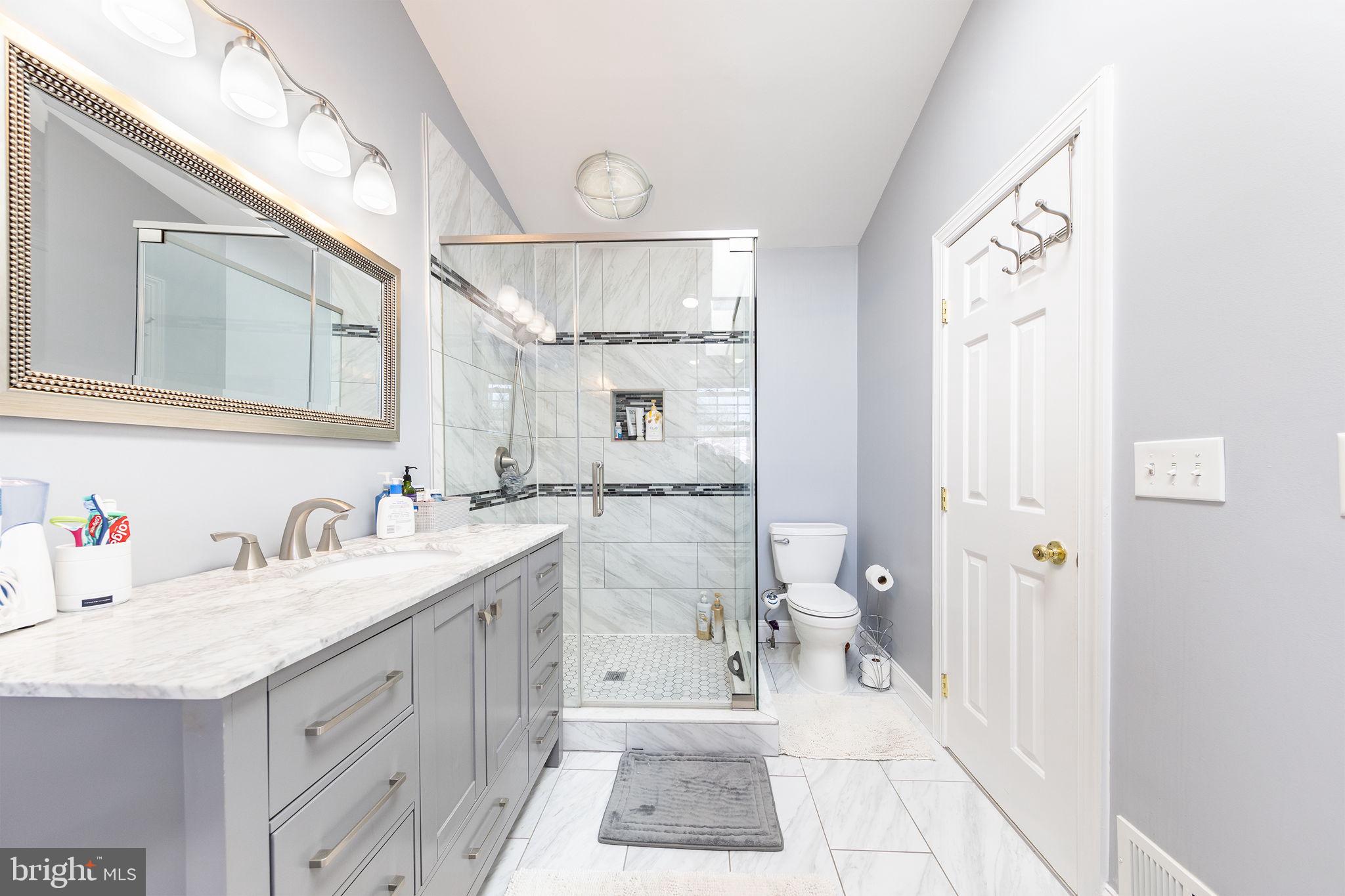 CENTRE RIDGE - Residential