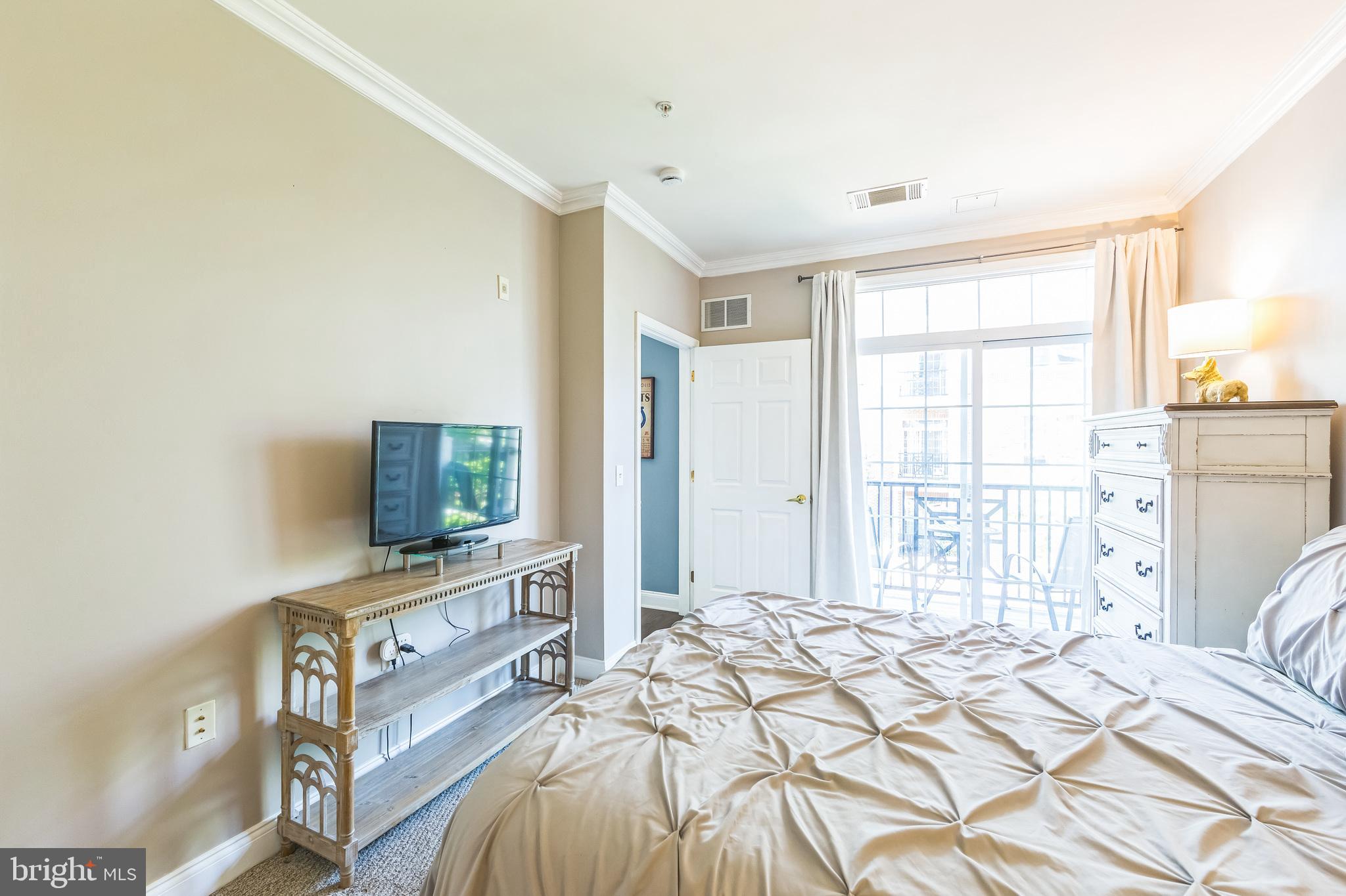 THE GRANDE AT RIVERVIEW - Residential