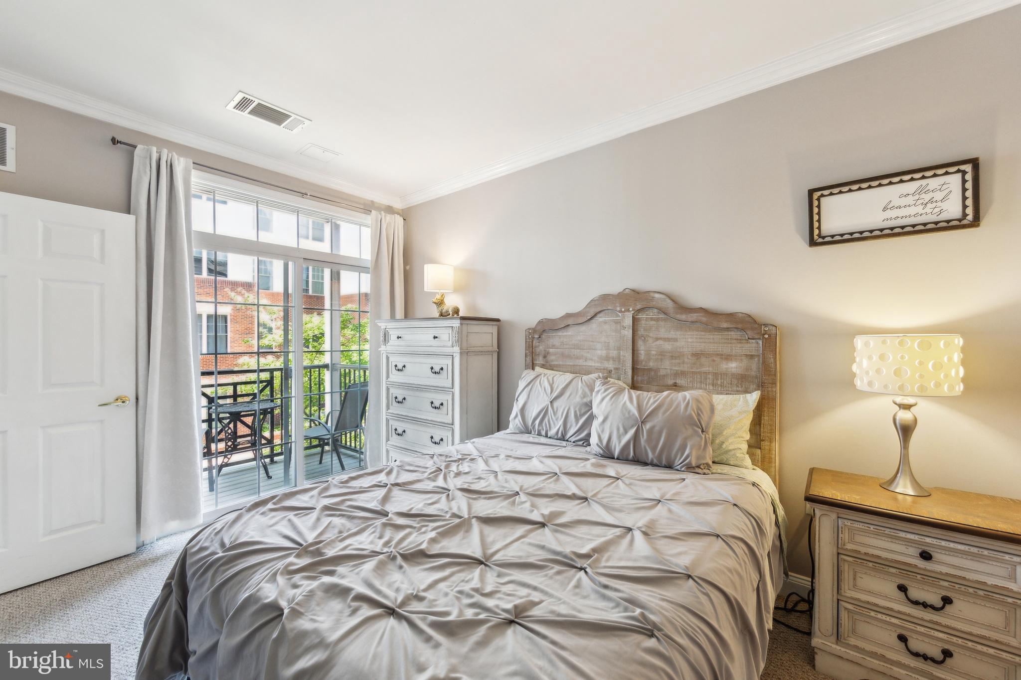 THE GRANDE AT RIVERVIEW - Residential