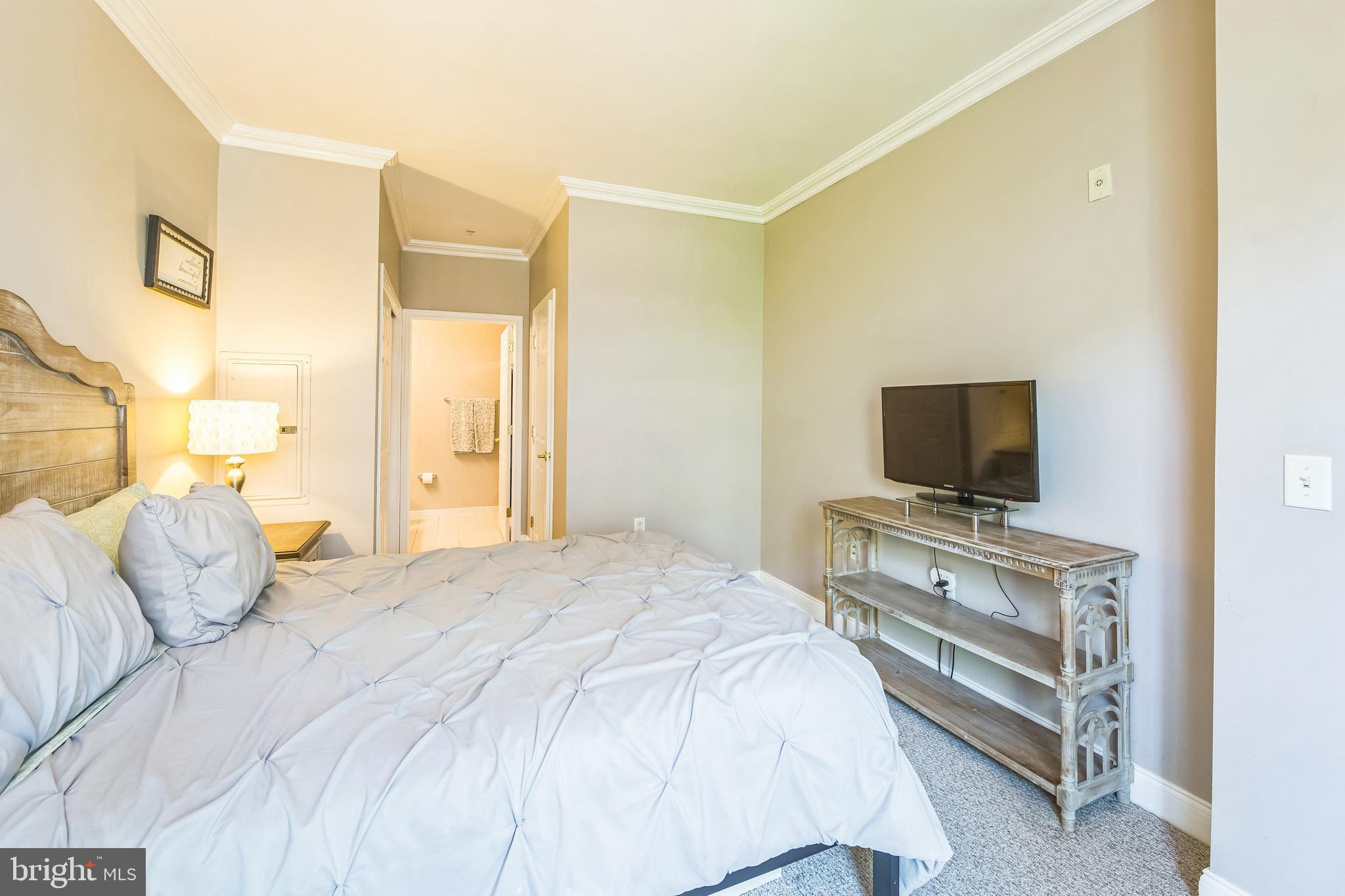 THE GRANDE AT RIVERVIEW - Residential