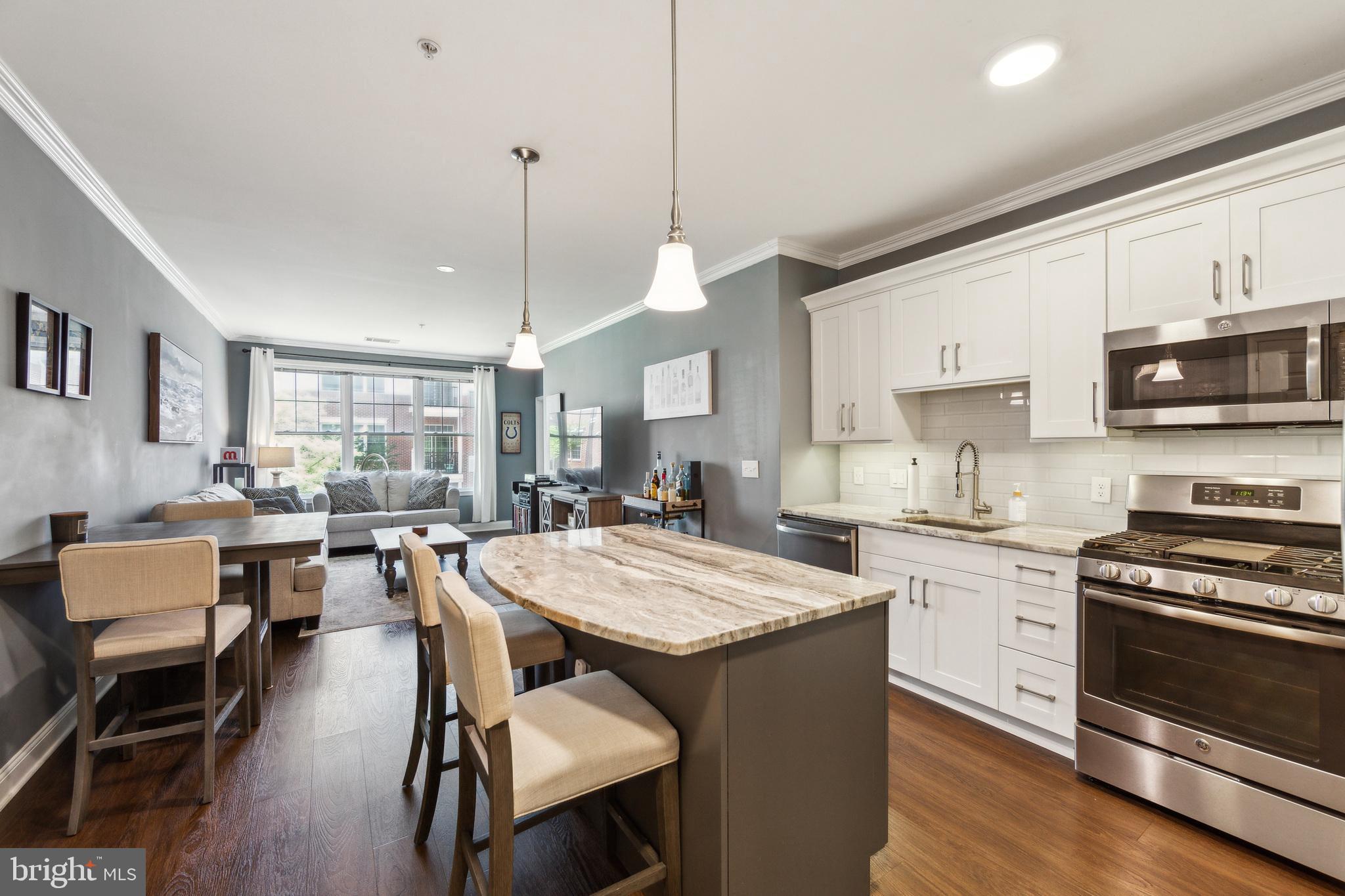 THE GRANDE AT RIVERVIEW - Residential