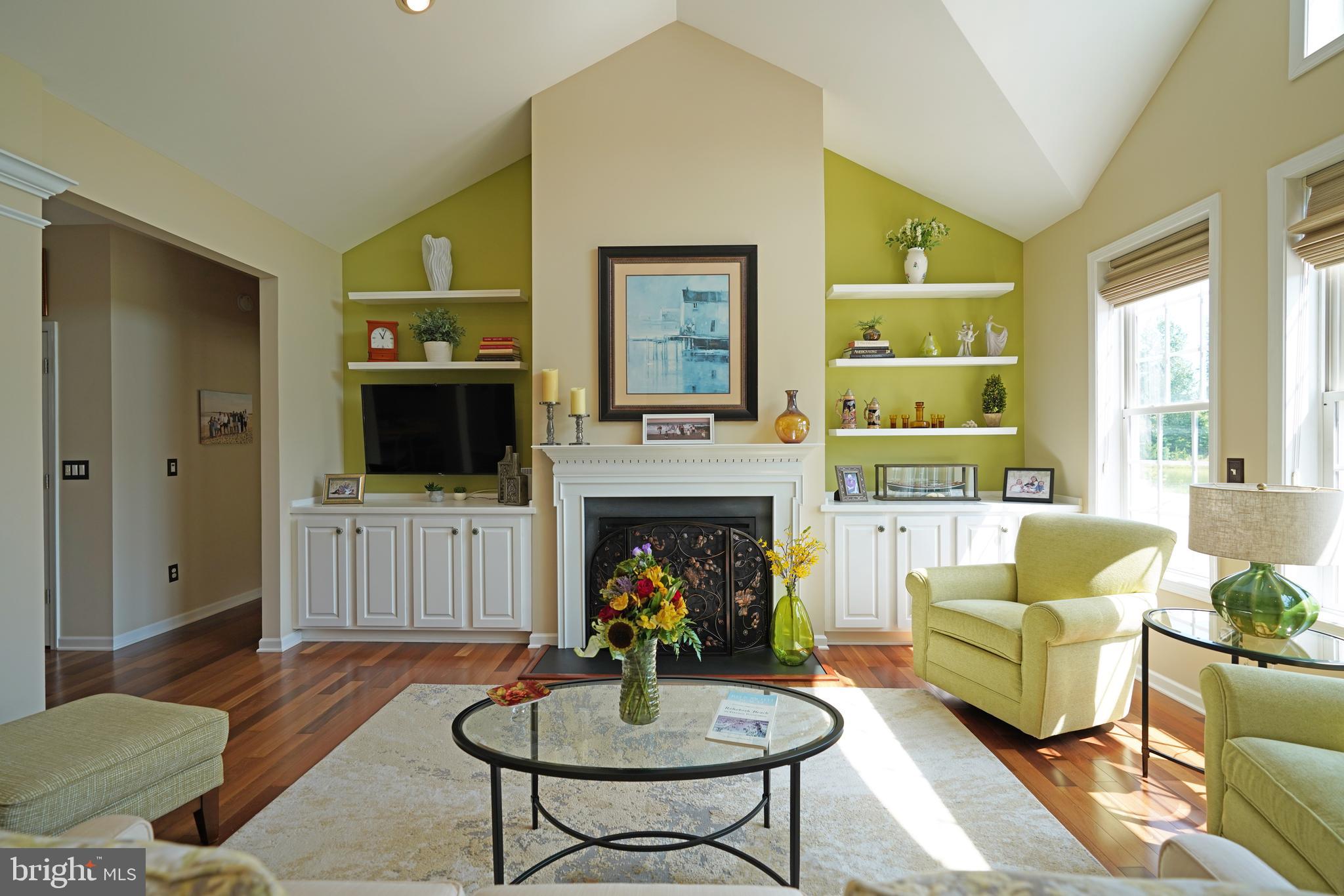 INDEPENDENCE - Residential