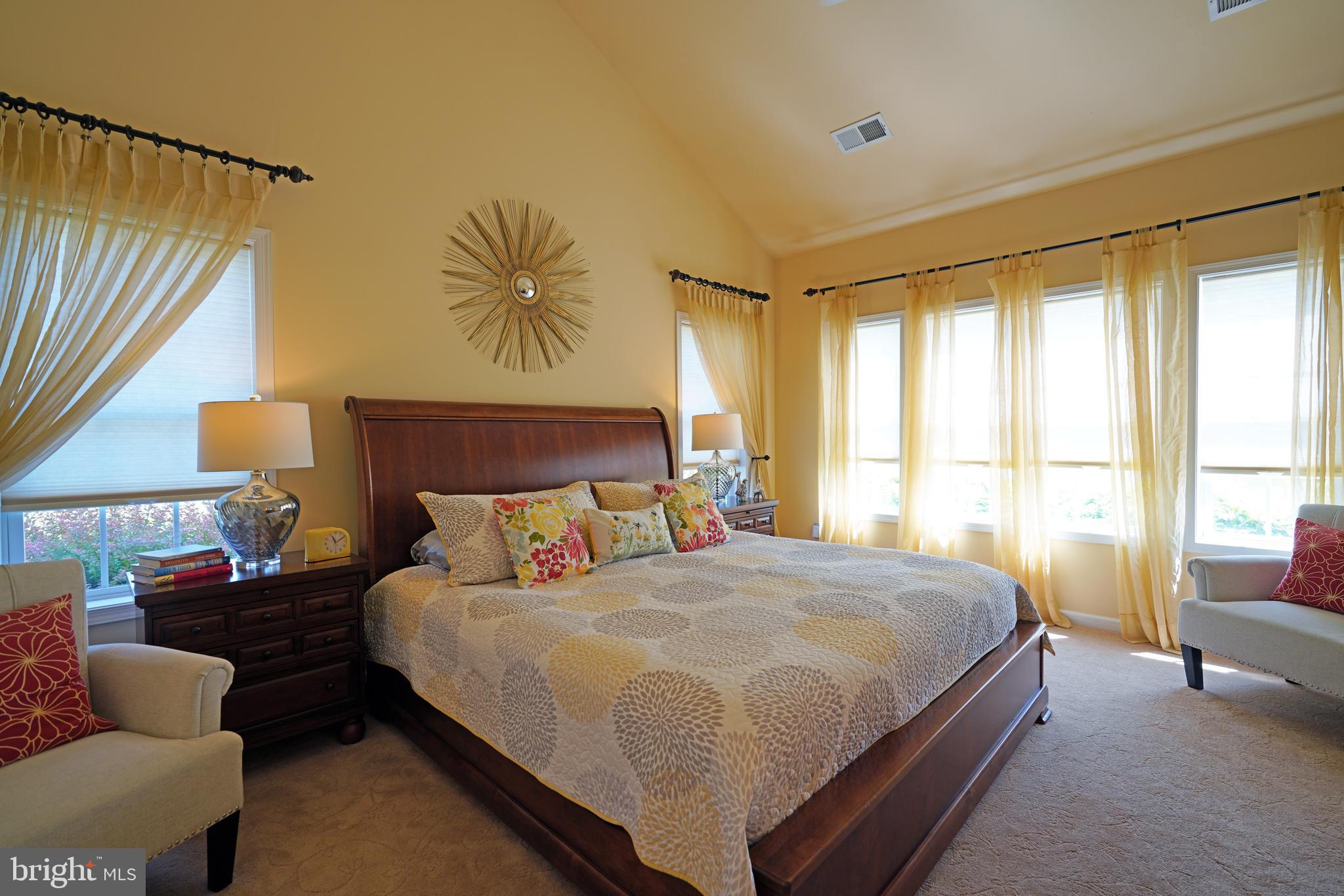 INDEPENDENCE - Residential