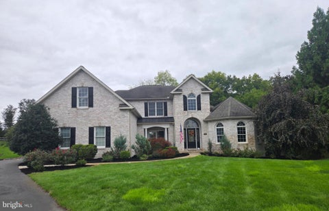 Homes For Sale - 1402 Wellgate Lane<br/> MECHANICSBURG, PA 17055