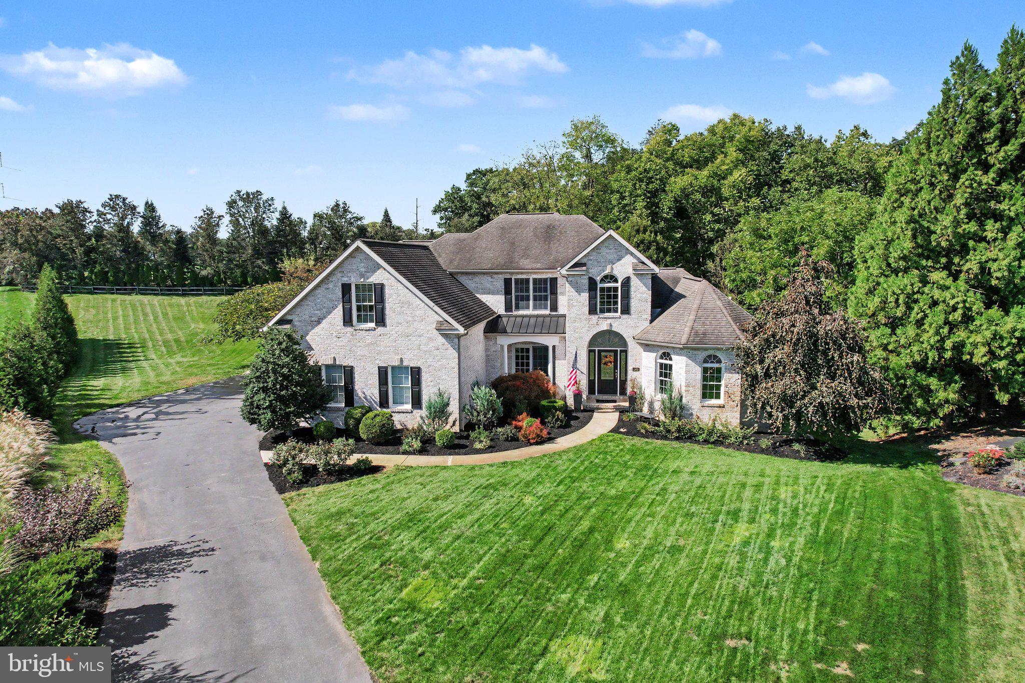 1402 WELLGATE LANE