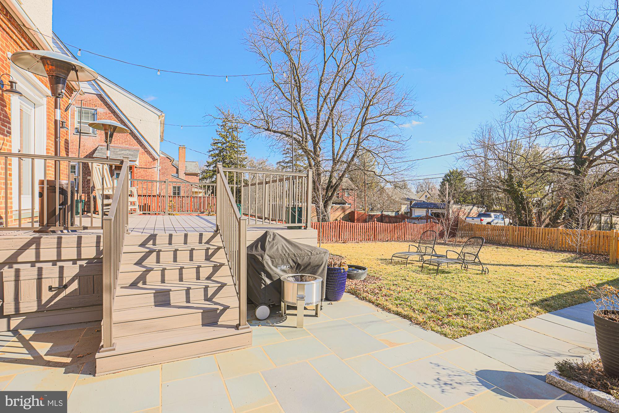 LAKE EVESHAM - Residential