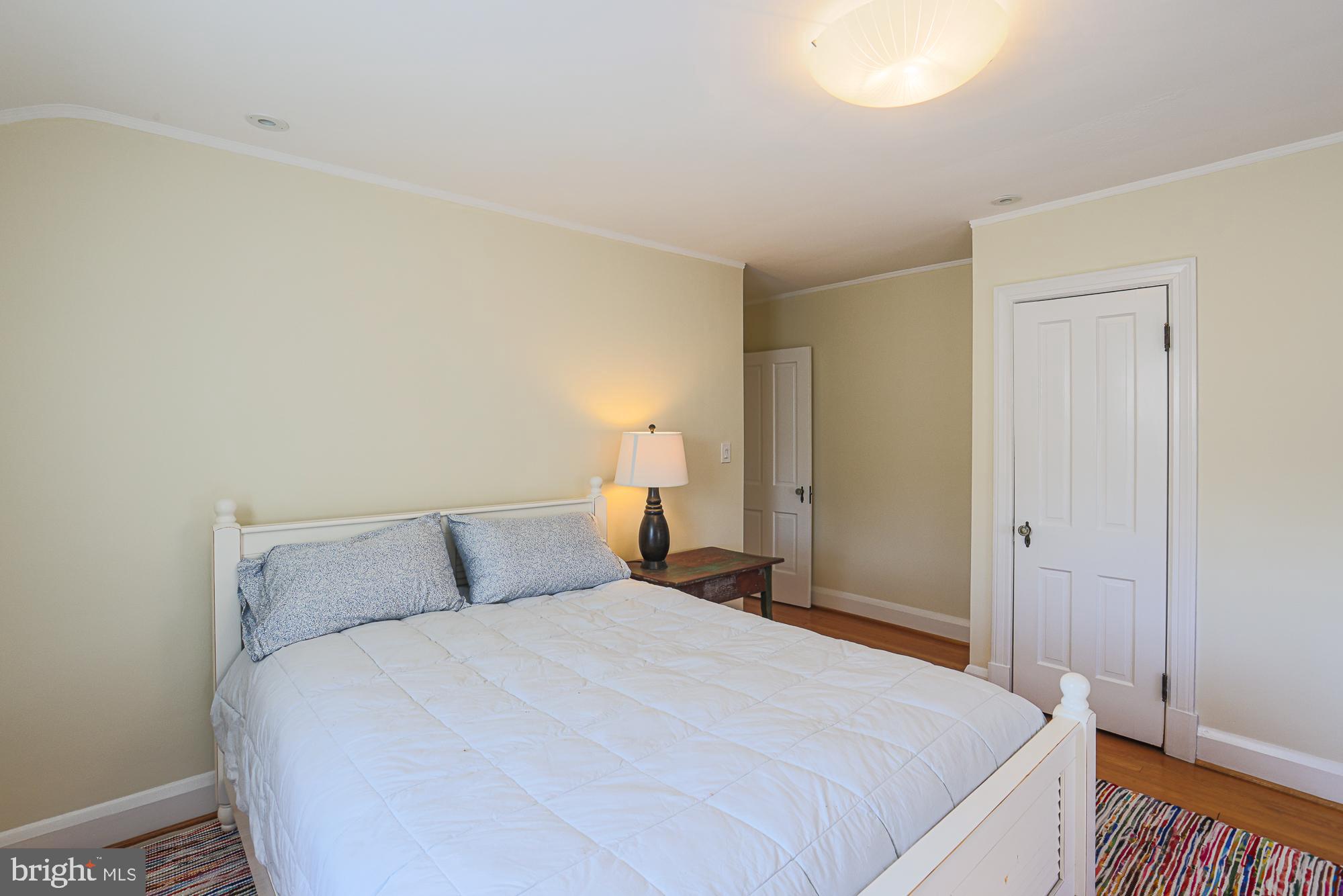 LAKE EVESHAM - Residential