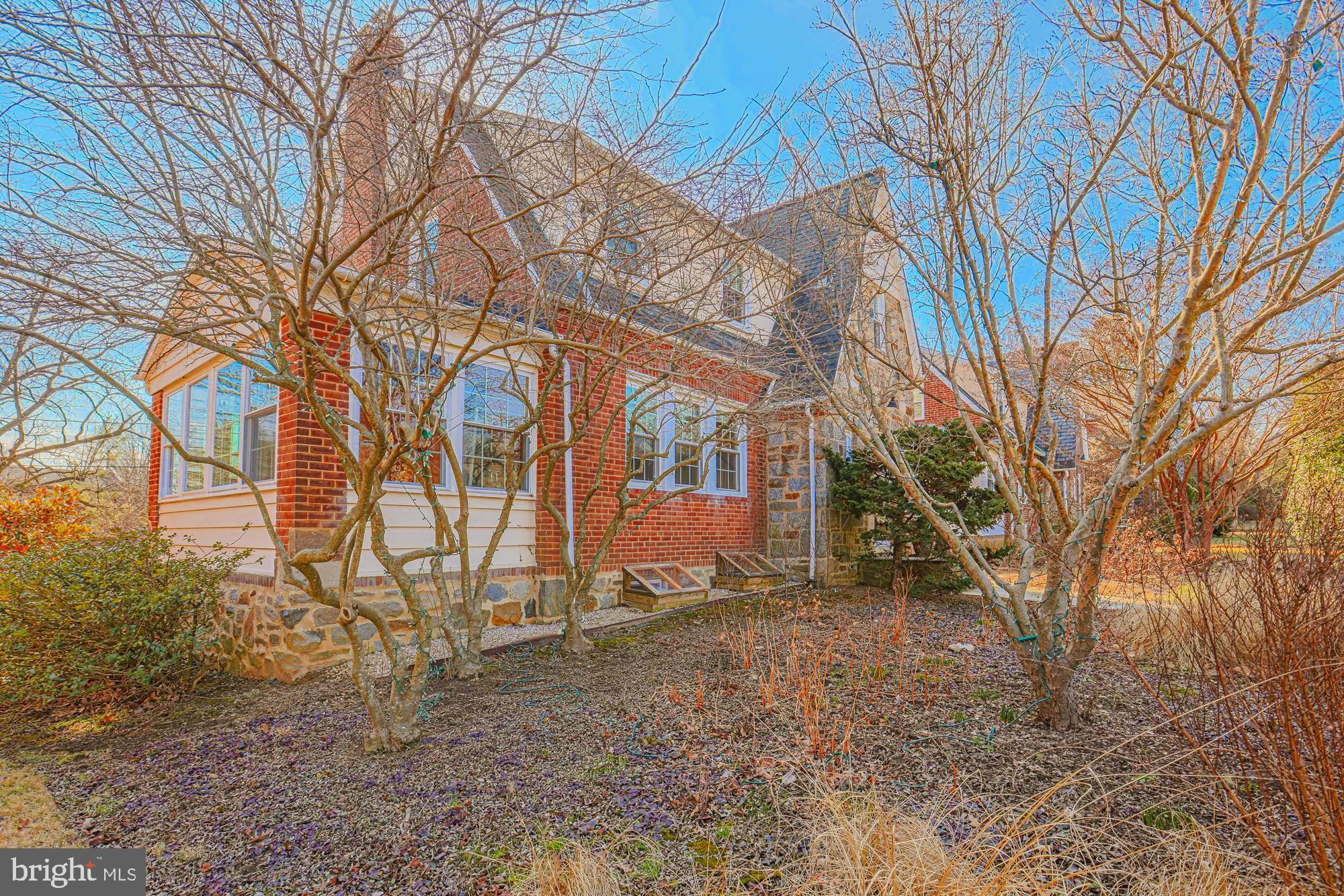 LAKE EVESHAM - Residential