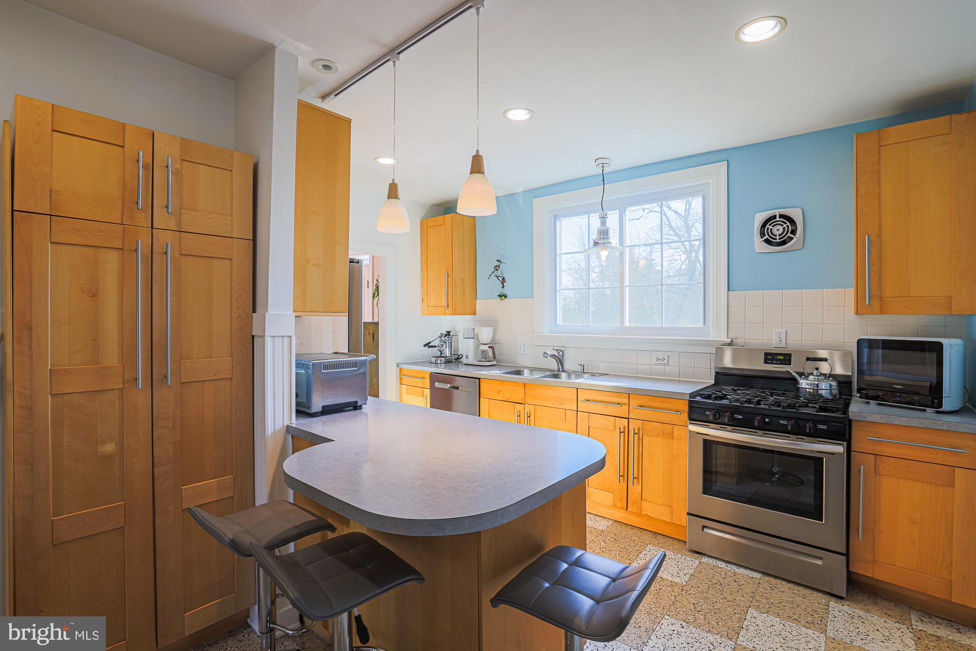 LAKE EVESHAM - Residential