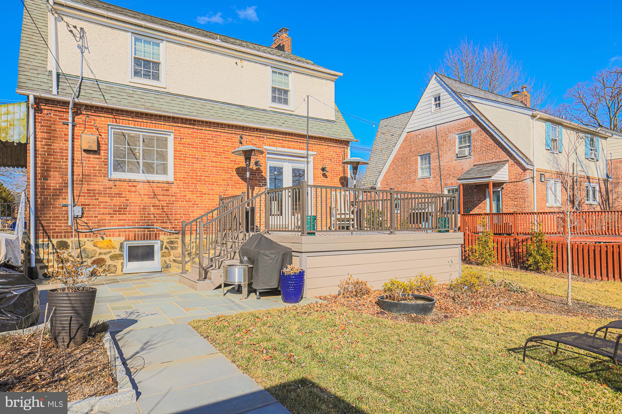 LAKE EVESHAM - Residential