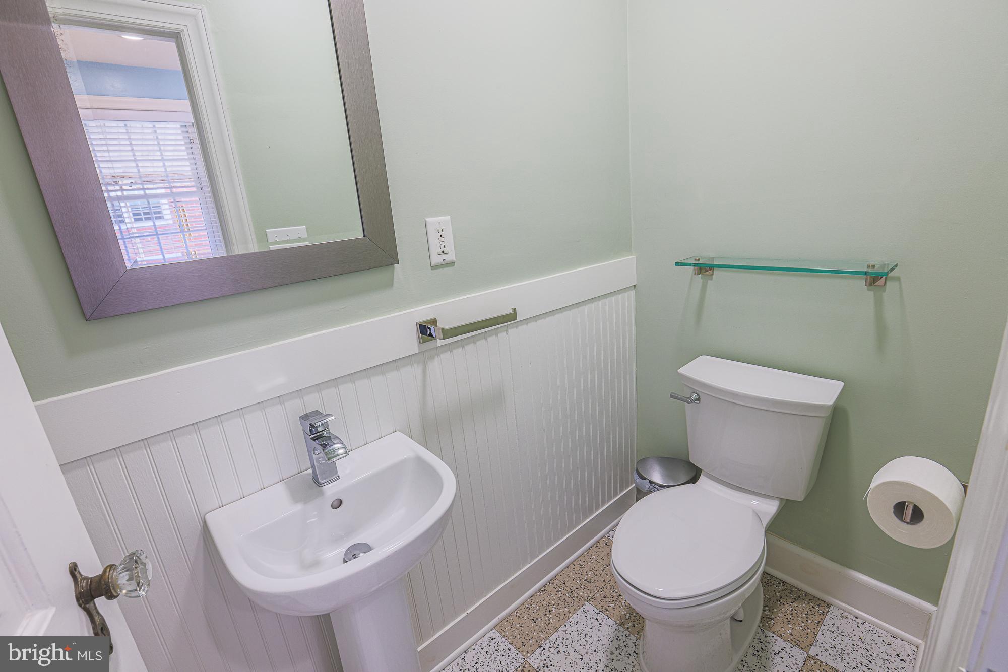 LAKE EVESHAM - Residential