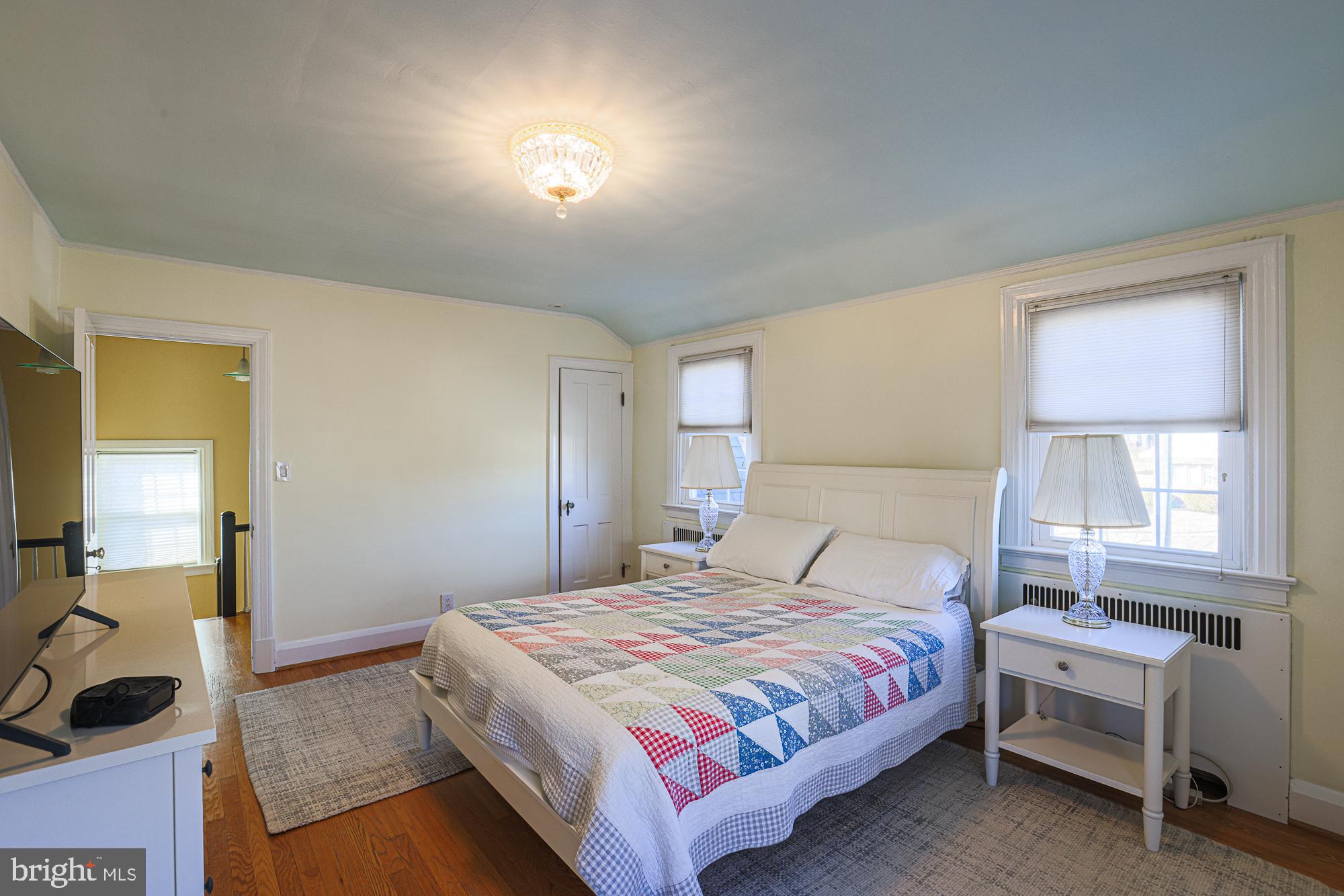 LAKE EVESHAM - Residential