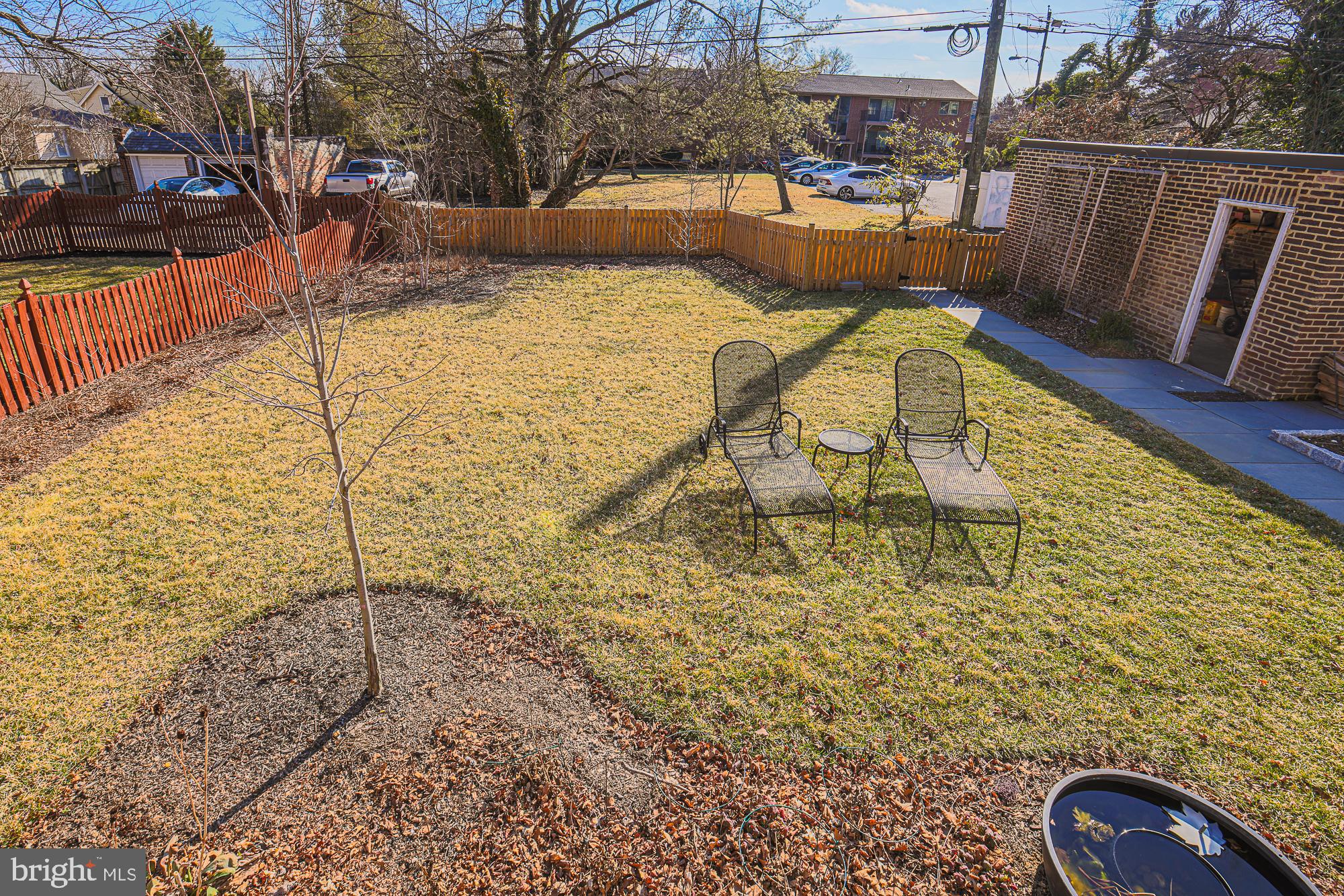 LAKE EVESHAM - Residential