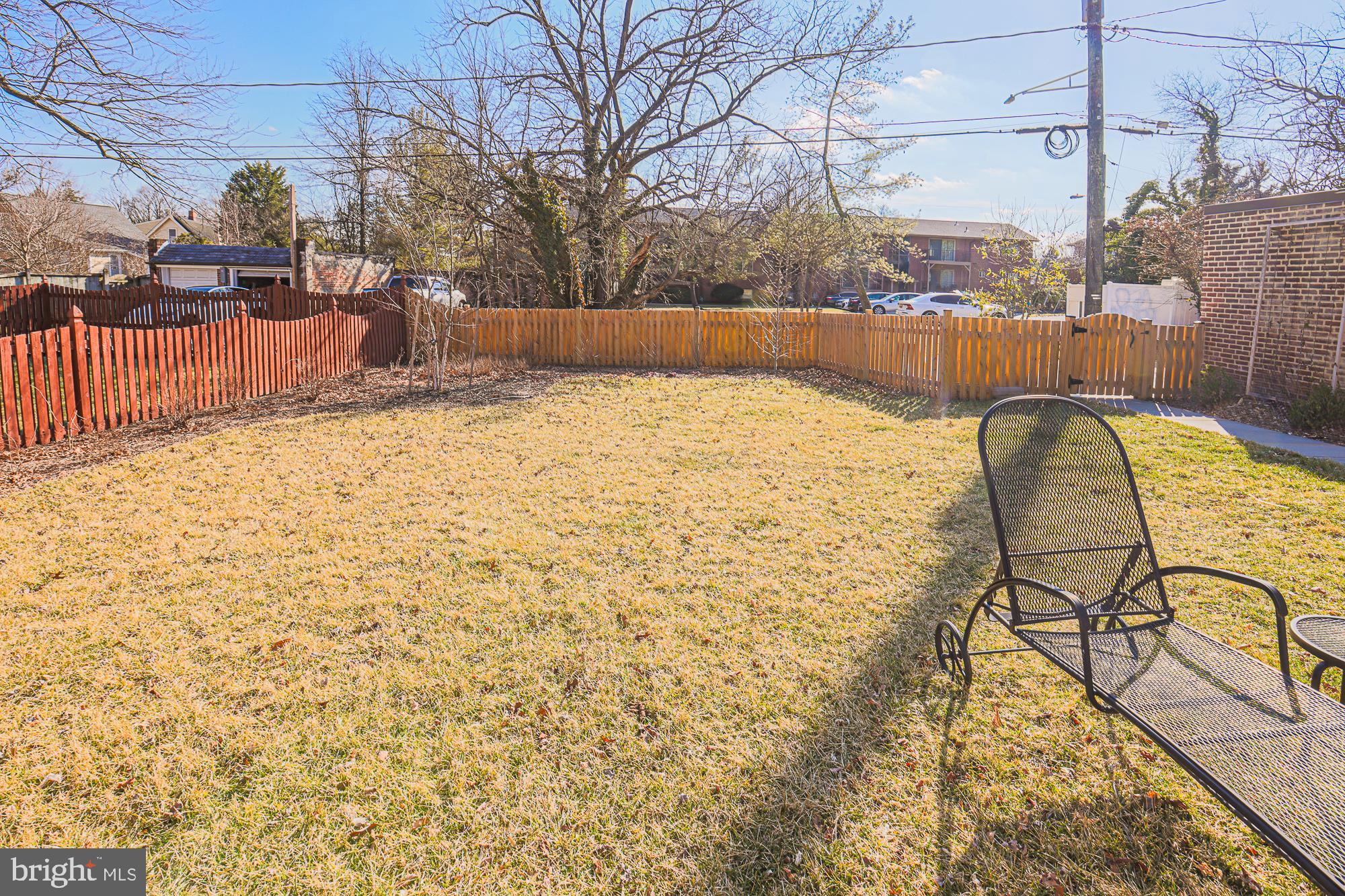 LAKE EVESHAM - Residential