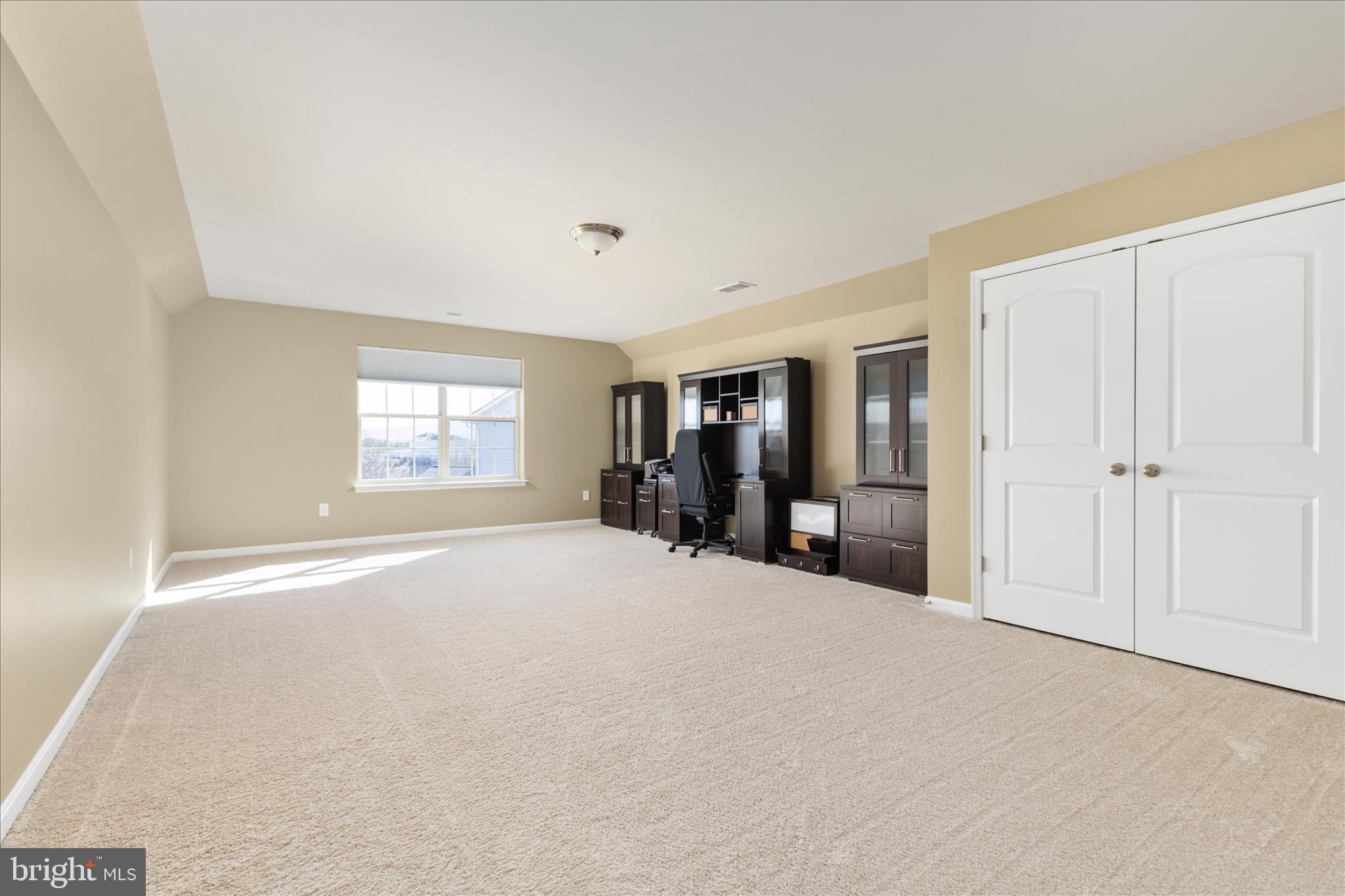 BLUE RIDGE SHADOWS - Residential