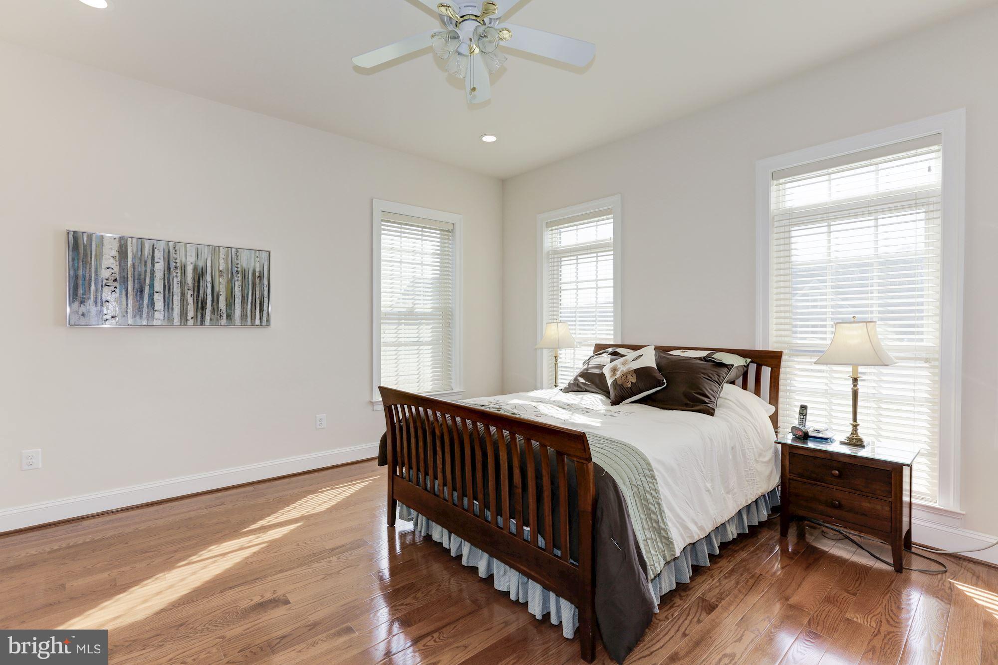 WALNUT CREEK - Residential