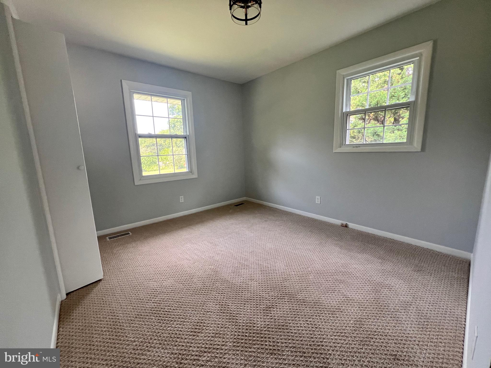 MUNSON HILL - Residential