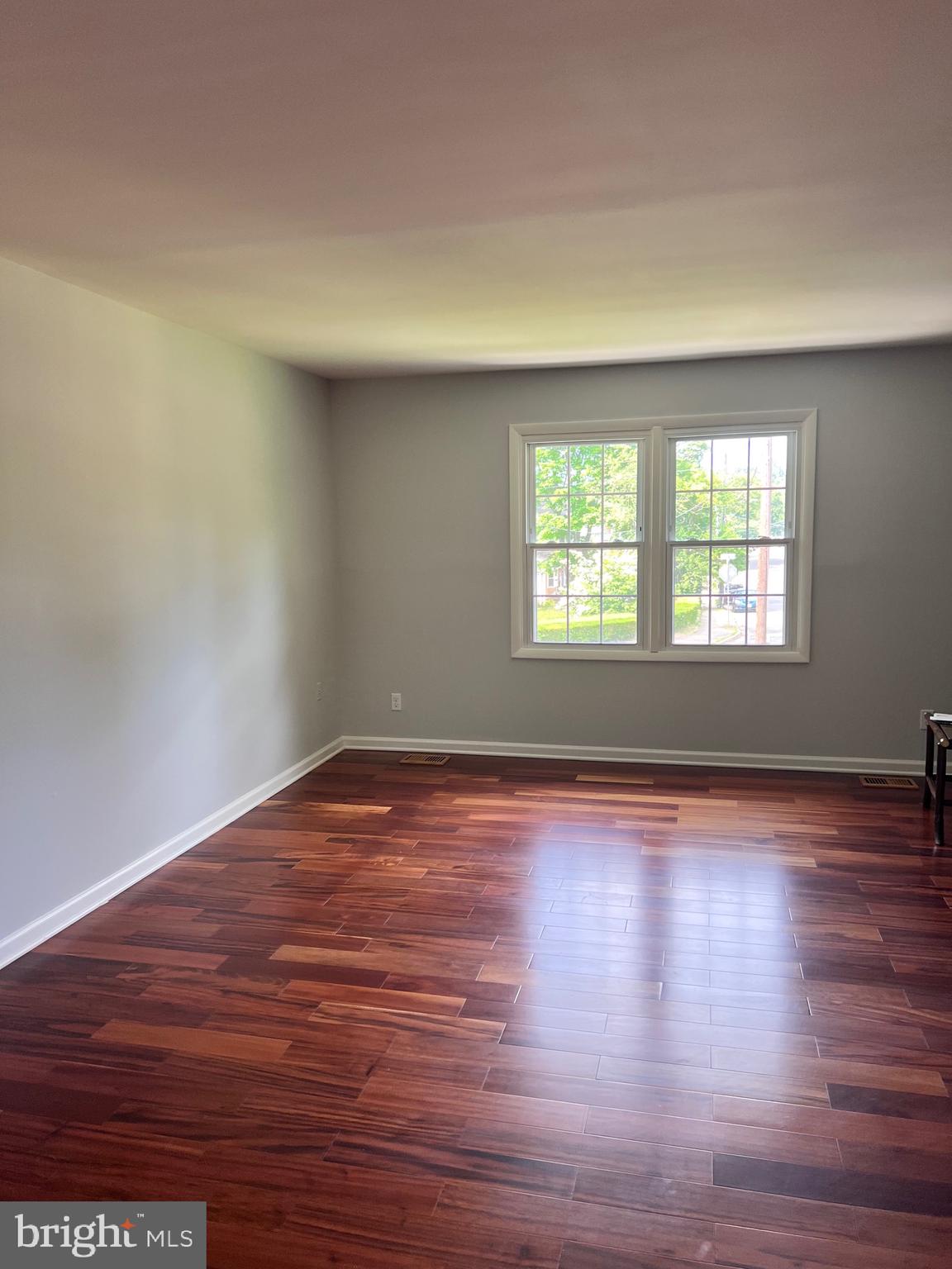 MUNSON HILL - Residential