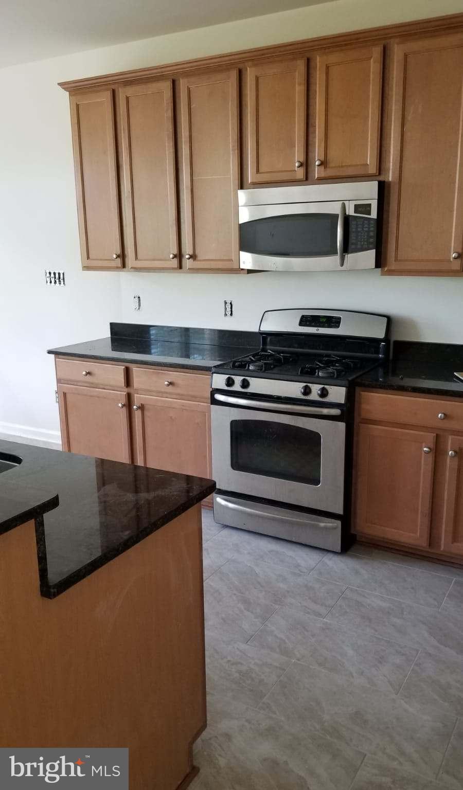 POTOMAC CLUB - Residential Lease