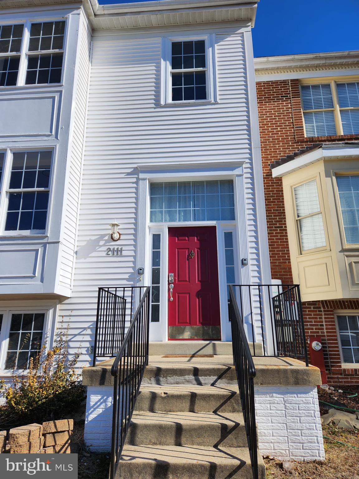 SEVEN OAKS - Residential