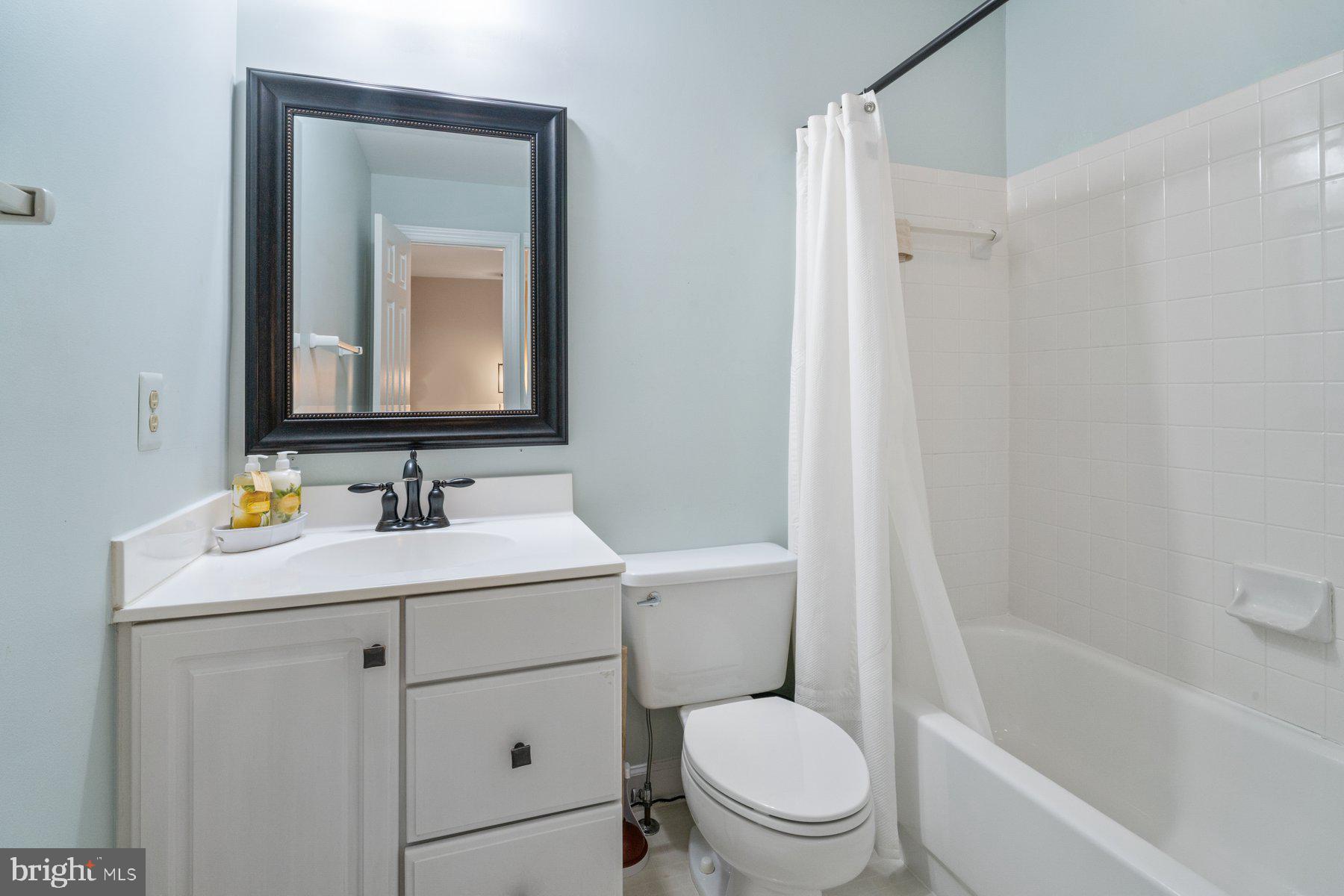 KINGSBROOK - Residential