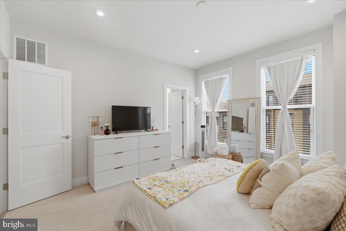LIBERTY PARK - Residential