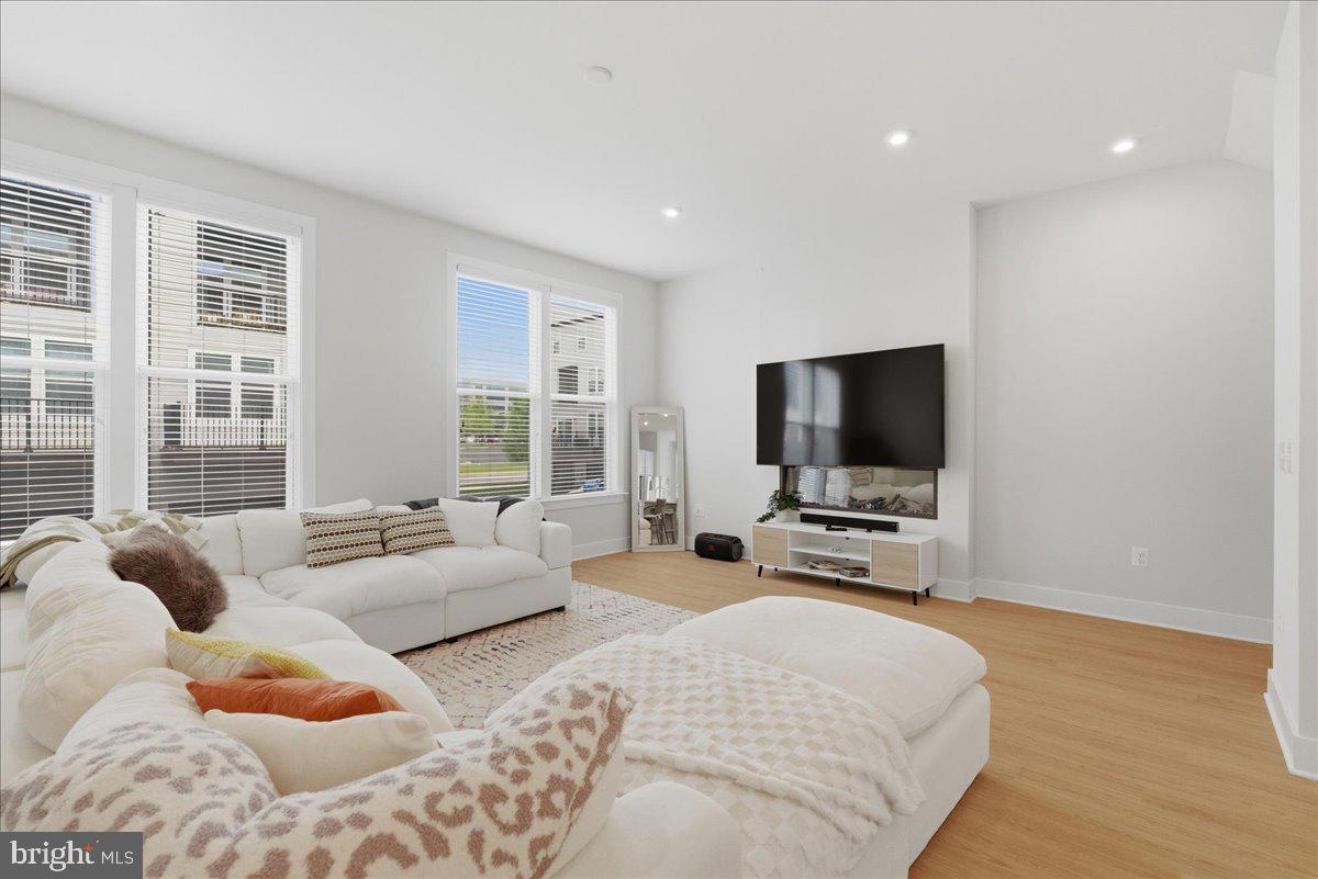 LIBERTY PARK - Residential