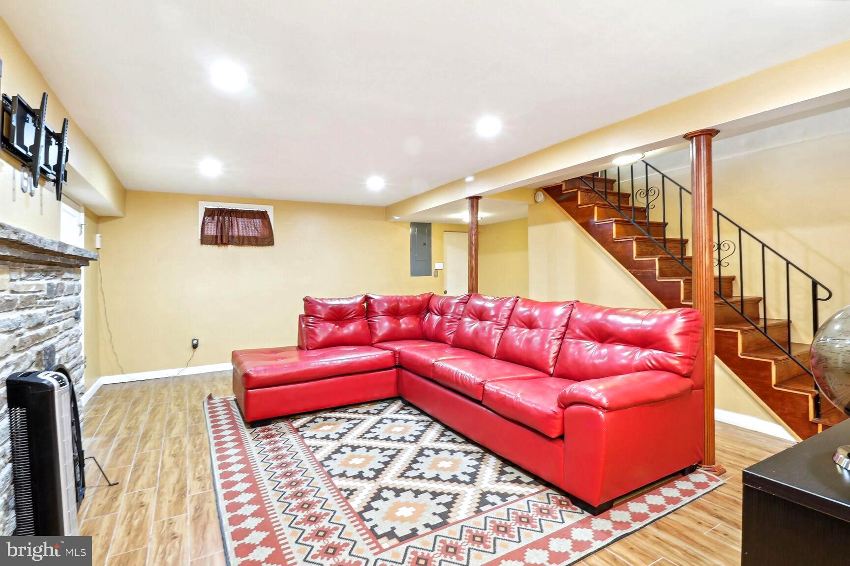 EDNOR GARDENS HISTORIC DISTRICT - Residential