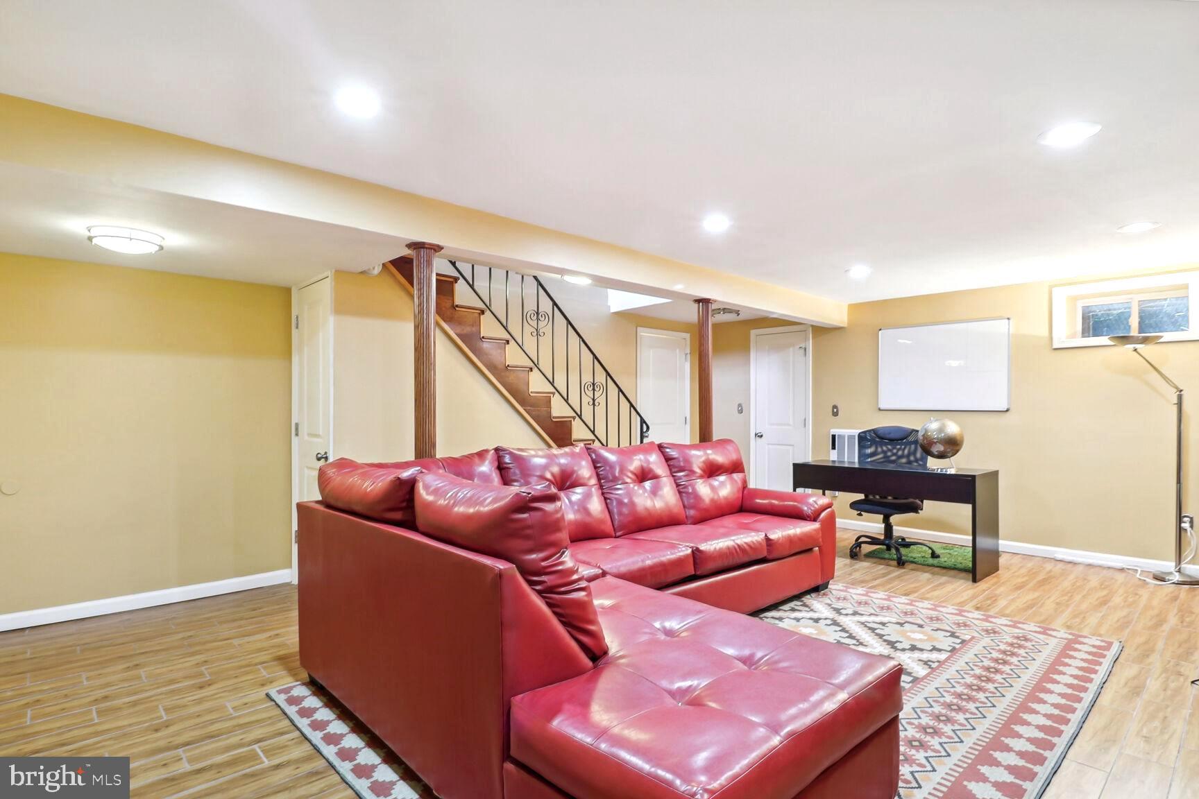 EDNOR GARDENS HISTORIC DISTRICT - Residential