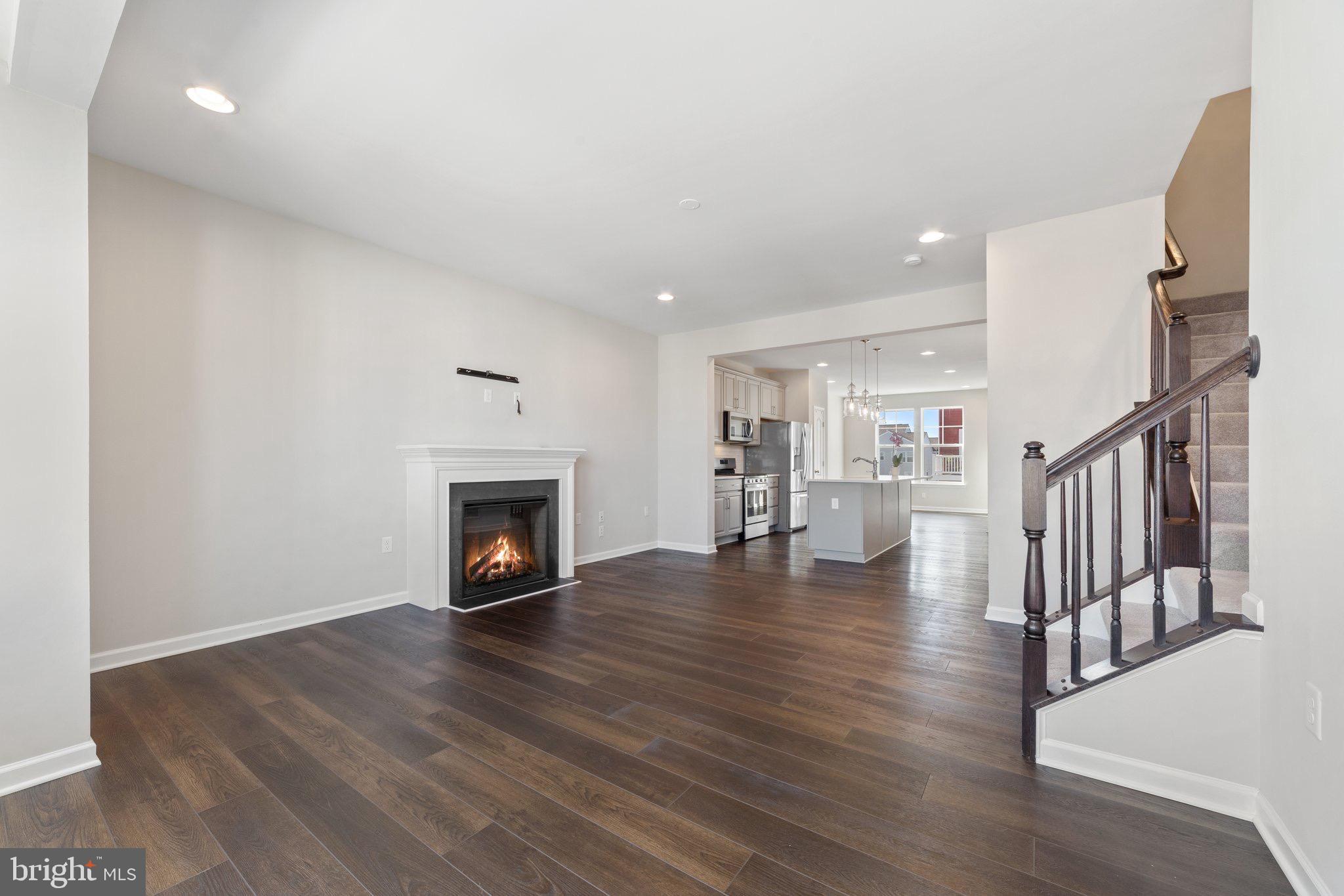 FREEDOM MANOR - Residential