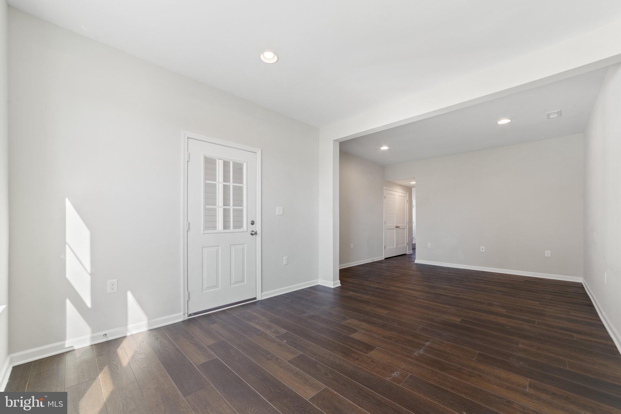 FREEDOM MANOR - Residential