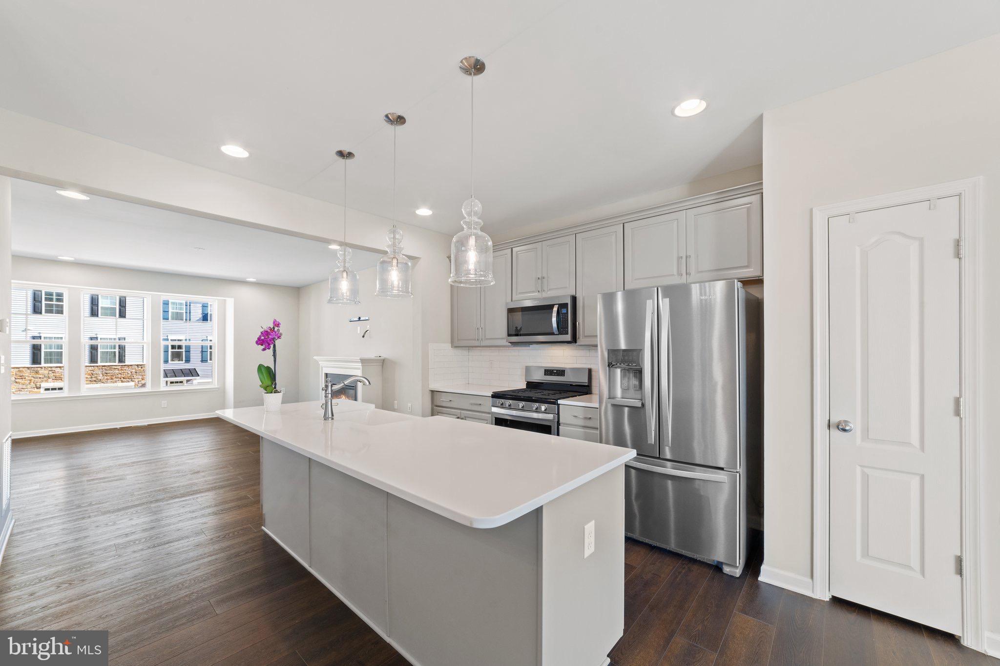 FREEDOM MANOR - Residential