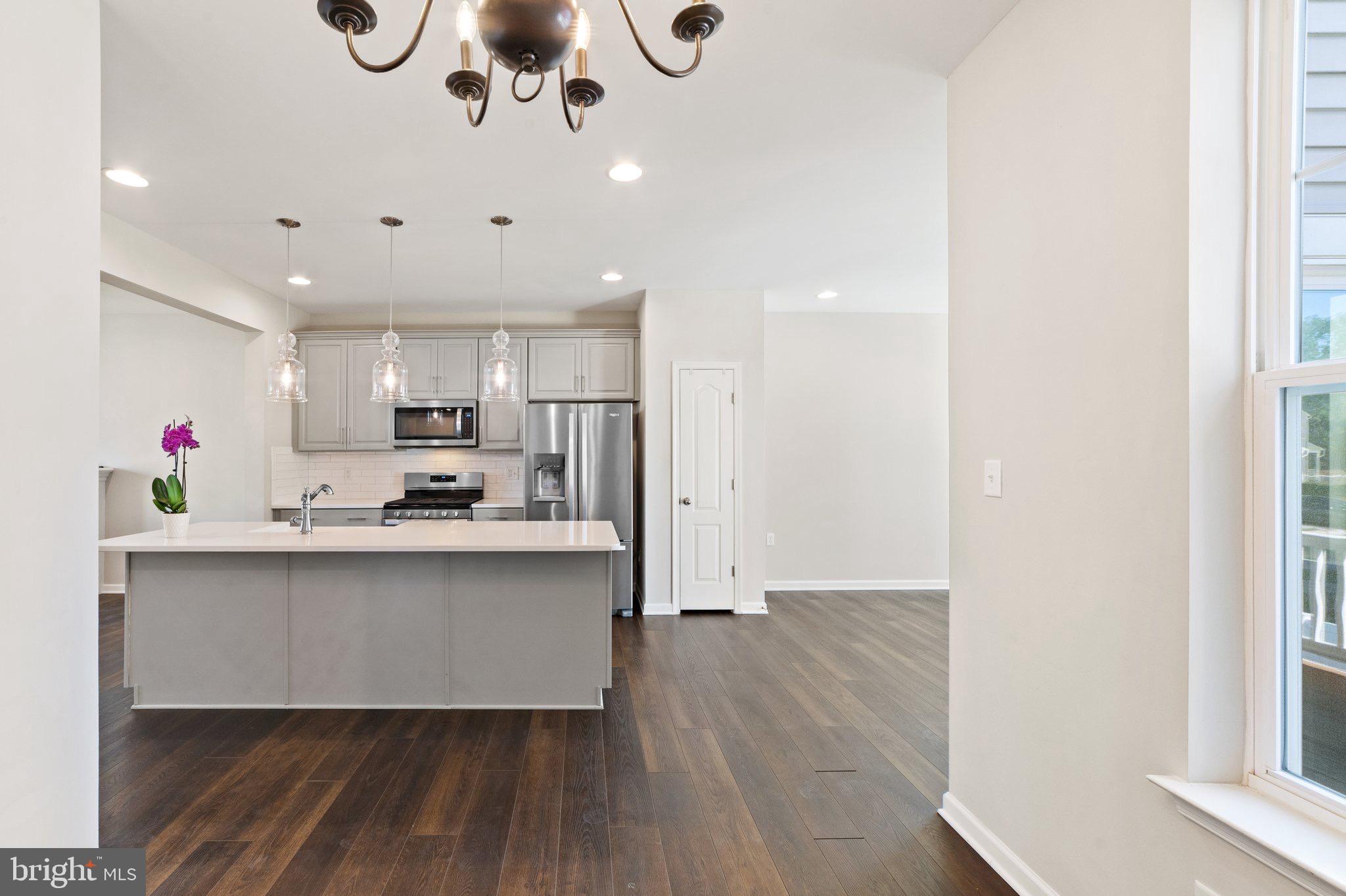 FREEDOM MANOR - Residential