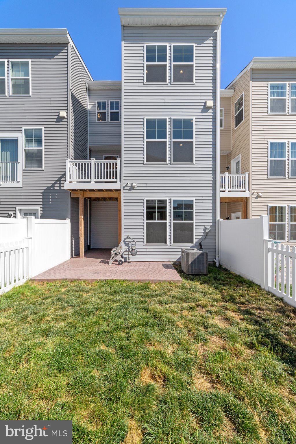 FREEDOM MANOR - Residential