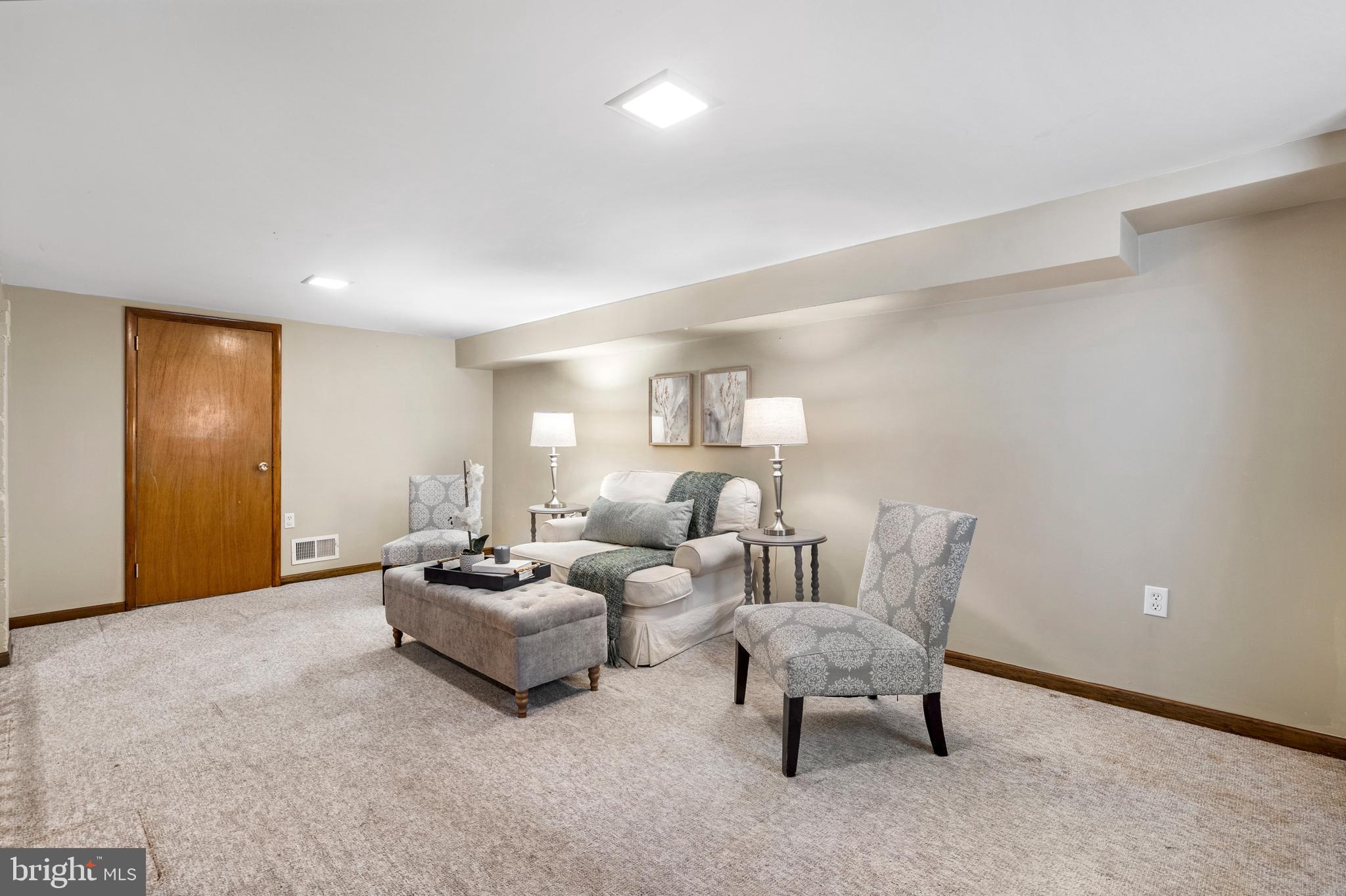 HAMILTON PARK - Residential