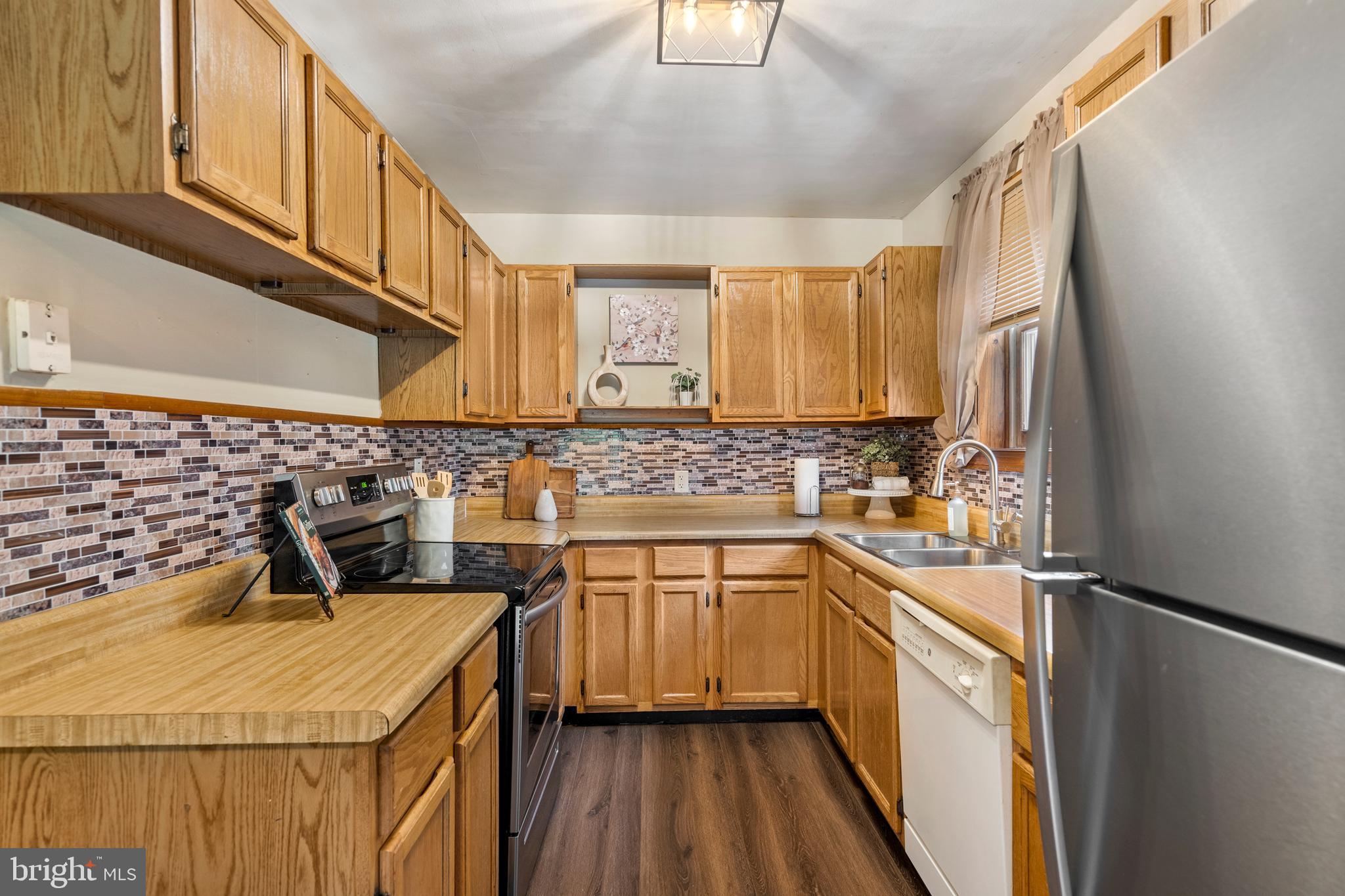 HAMILTON PARK - Residential