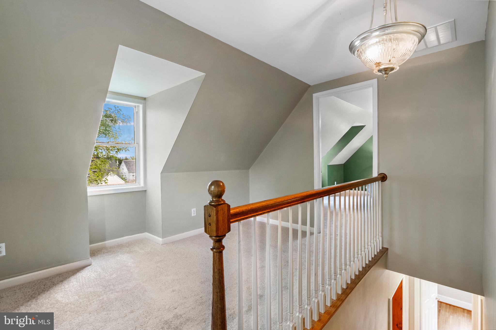 HAMILTON PARK - Residential