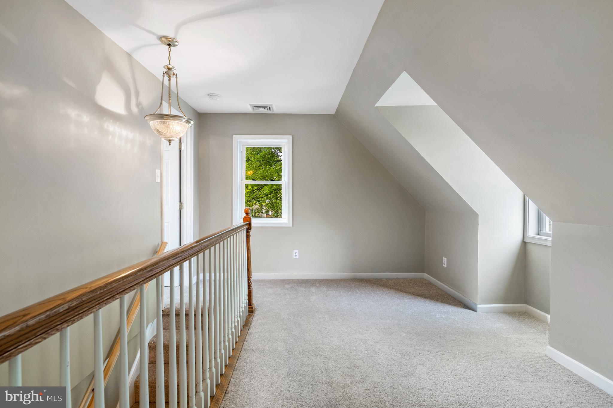 HAMILTON PARK - Residential