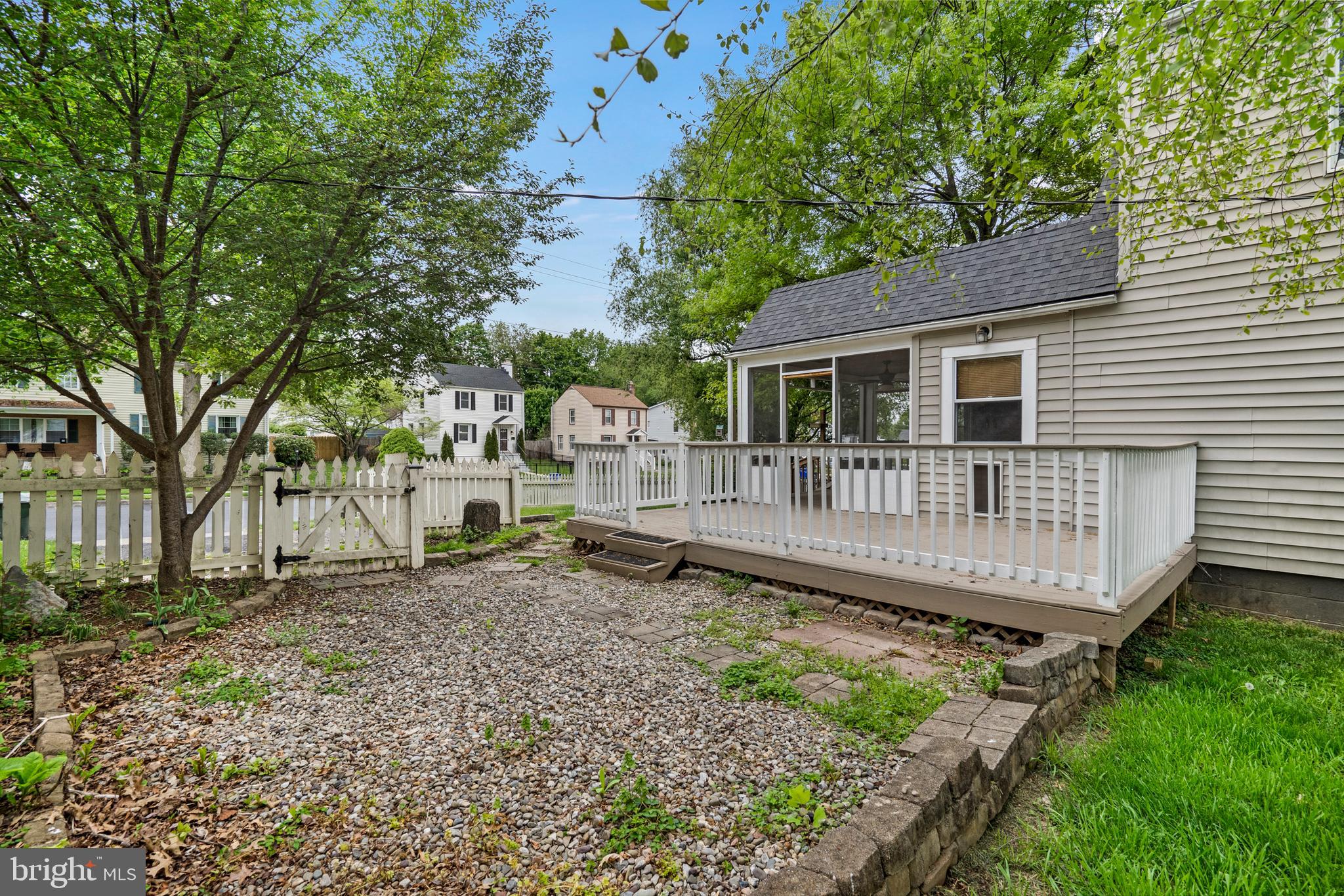 HAMILTON PARK - Residential