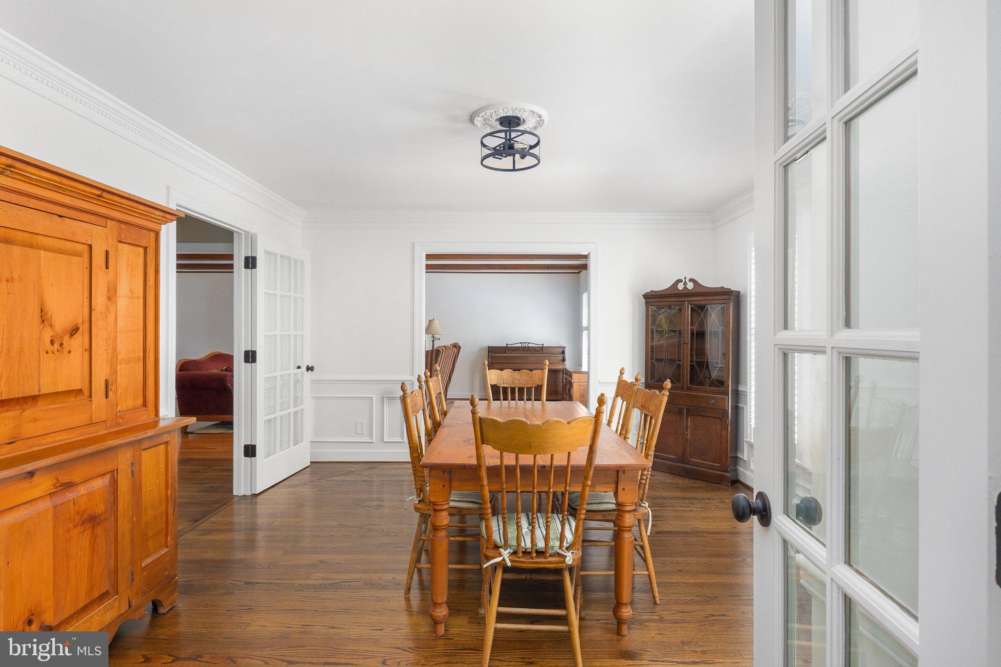 212 CAMDEN DRIVE
