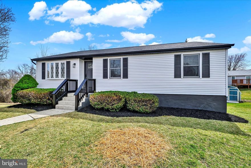 Welcome to 13 Van Yerrell Ct, an upgraded 4-bedroom, 3-bathroom home in St. Lukes Estates! This beautifully renovated home features fresh landscaping, recessed lighting, new flooring, a brand-new kitchen, stylish bathrooms, modern fixtures, and so much more.

Step into the open concept living room, where you'll find an electric fireplace and accent walls that add a contemporary touch. The dining area boasts a sleek modern light fixture and sliding door access to a spacious rear deck — perfect for entertaining. The kitchen is a chef’s delight with quartz countertops, stainless steel appliances, white shaker cabinets, and a chic tile backsplash.

The main level offers three generously sized bedrooms, including a luxurious primary suite with a private spa-like bathroom featuring a stunning marble tub shower, elegant flooring, and sophisticated fixtures. An additional full bathroom with matching marble finishes completes this level.

The finished basement provides ample space for a rec room, a fourth bedroom, and a full bathroom. Enjoy convenient sliding door access to the rear yard.

Located in a prime location with easy access to nearby amenities, this home is a must-see. Schedule your showing today!