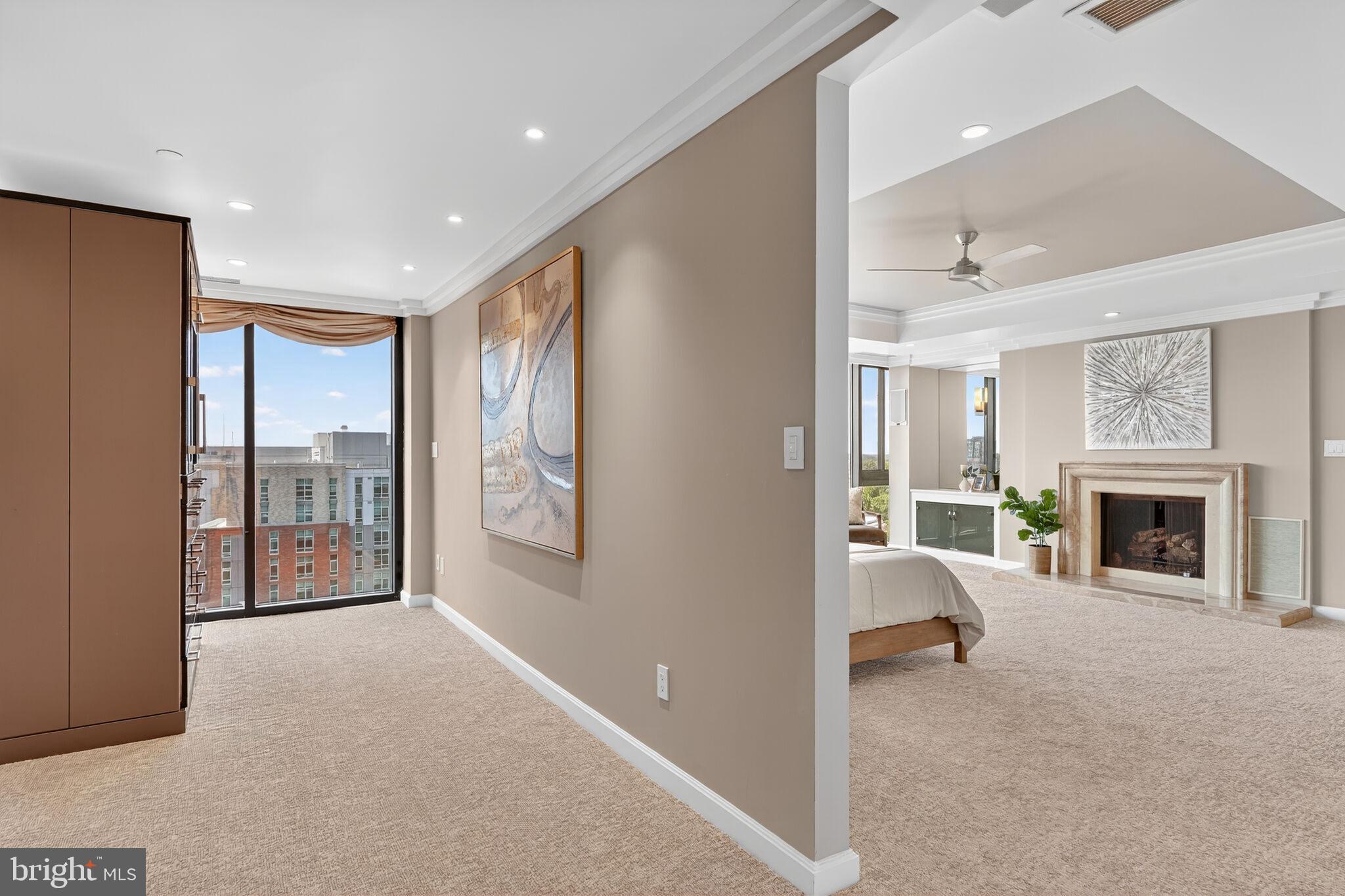 ROSSLYN - Residential