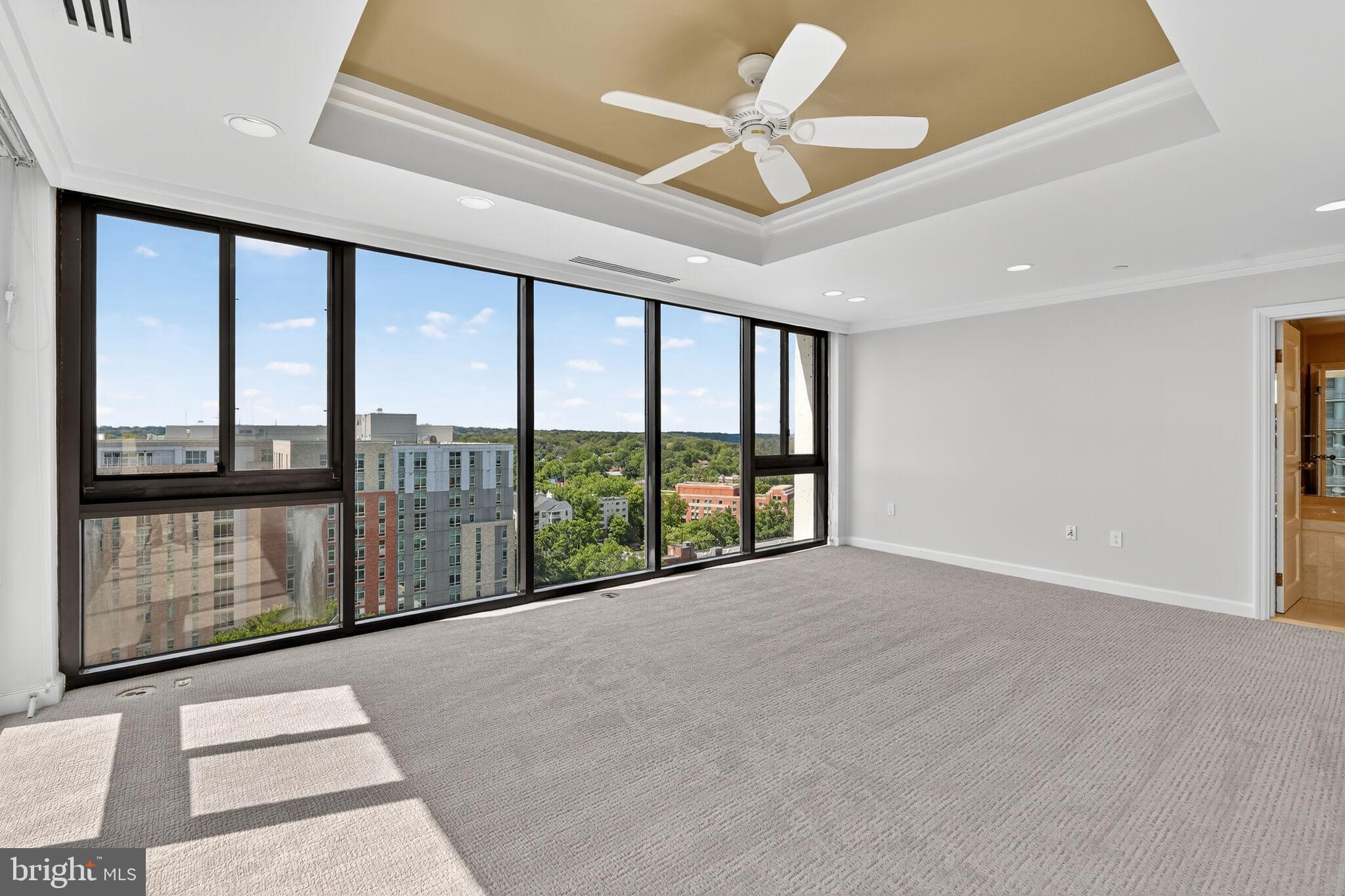 ROSSLYN - Residential