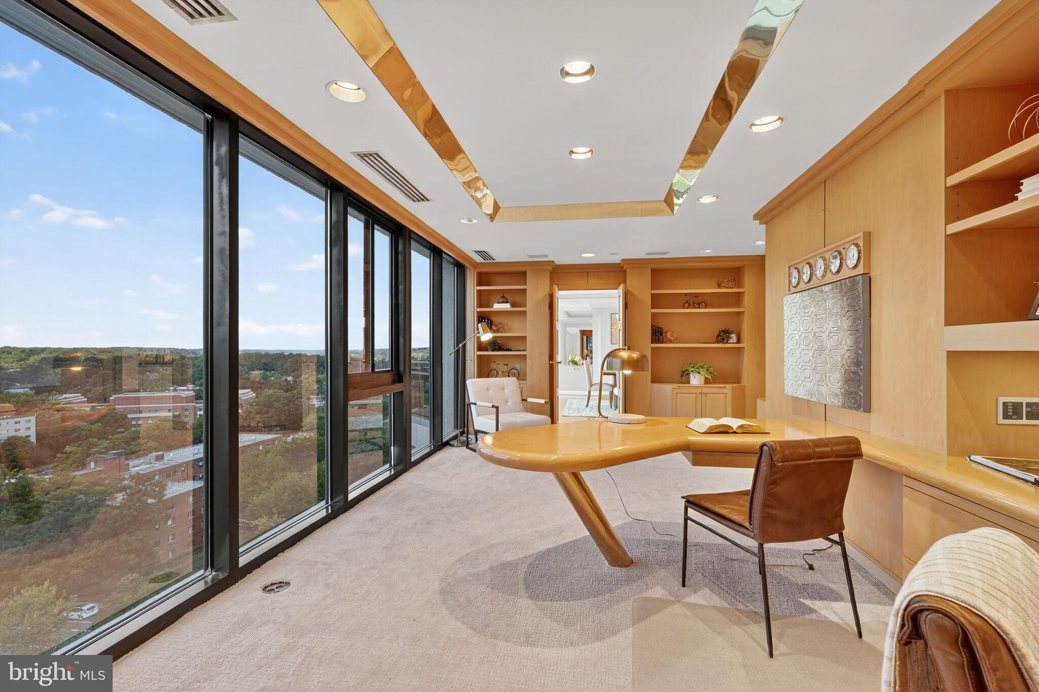 ROSSLYN - Residential