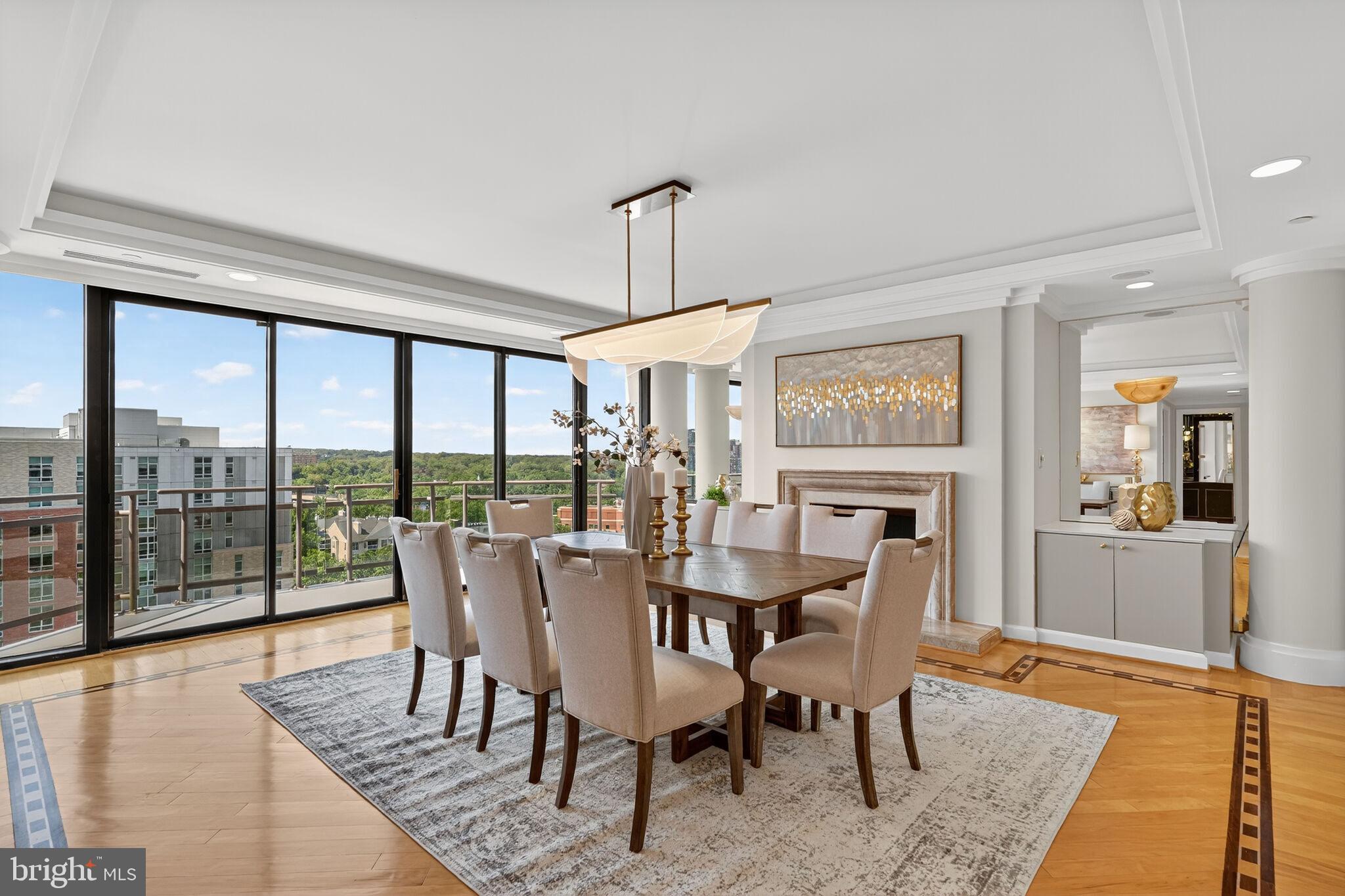 ROSSLYN - Residential