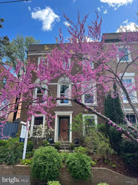 3818 Klingle Place NW, Washington, DC 20016 - MLS#: DCDC2200474